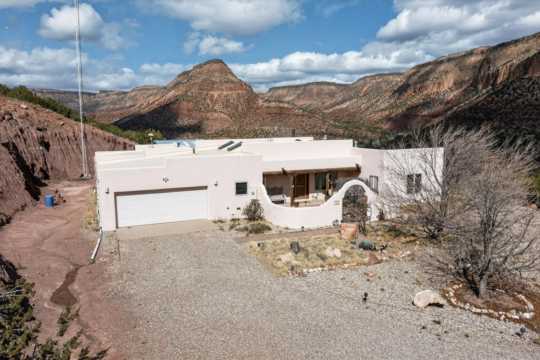 100 TOWER RIDGE