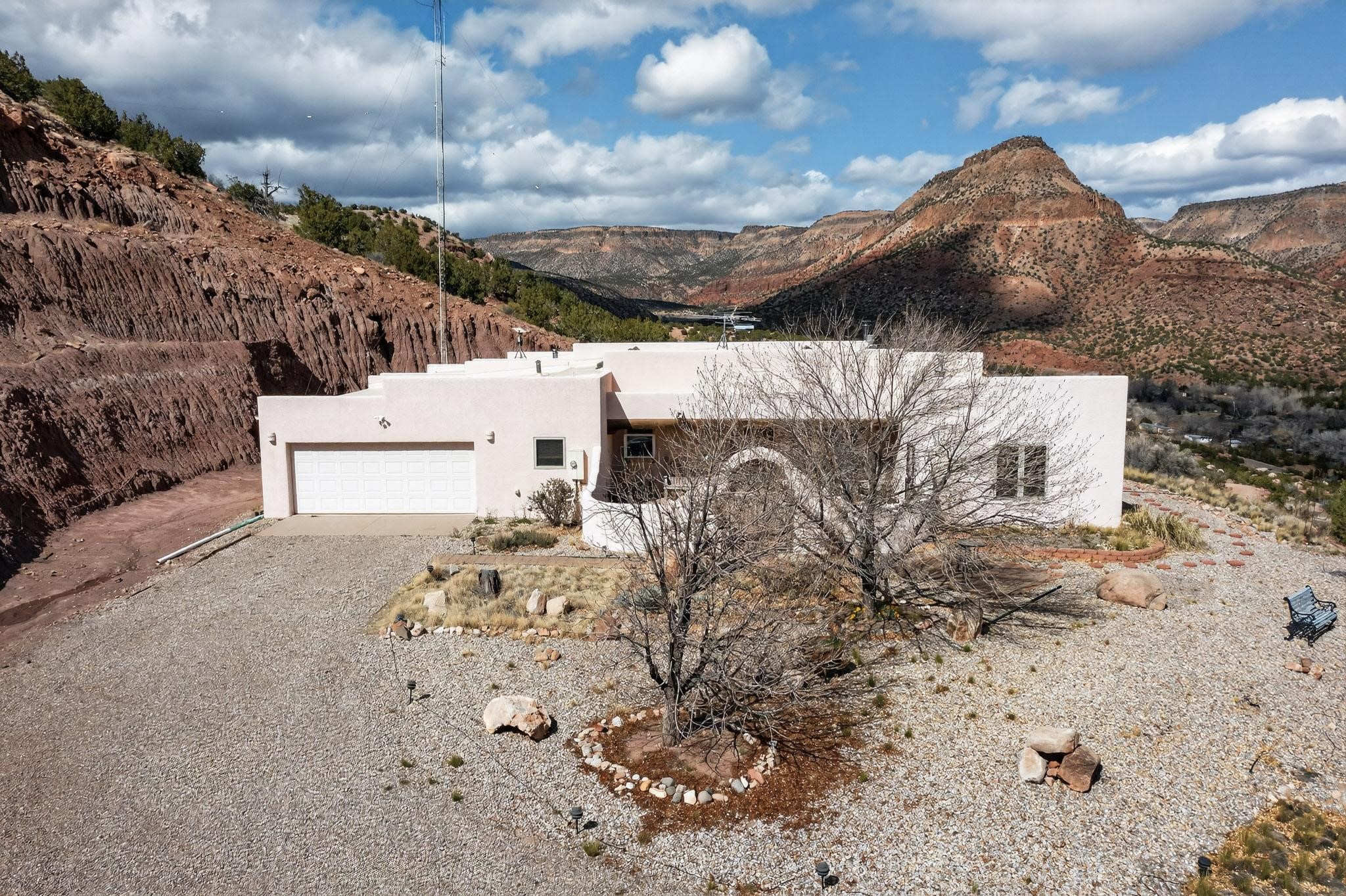 100 TOWER RIDGE