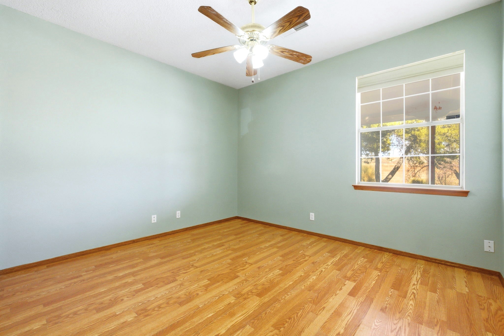 2881 Chessman Drive SE