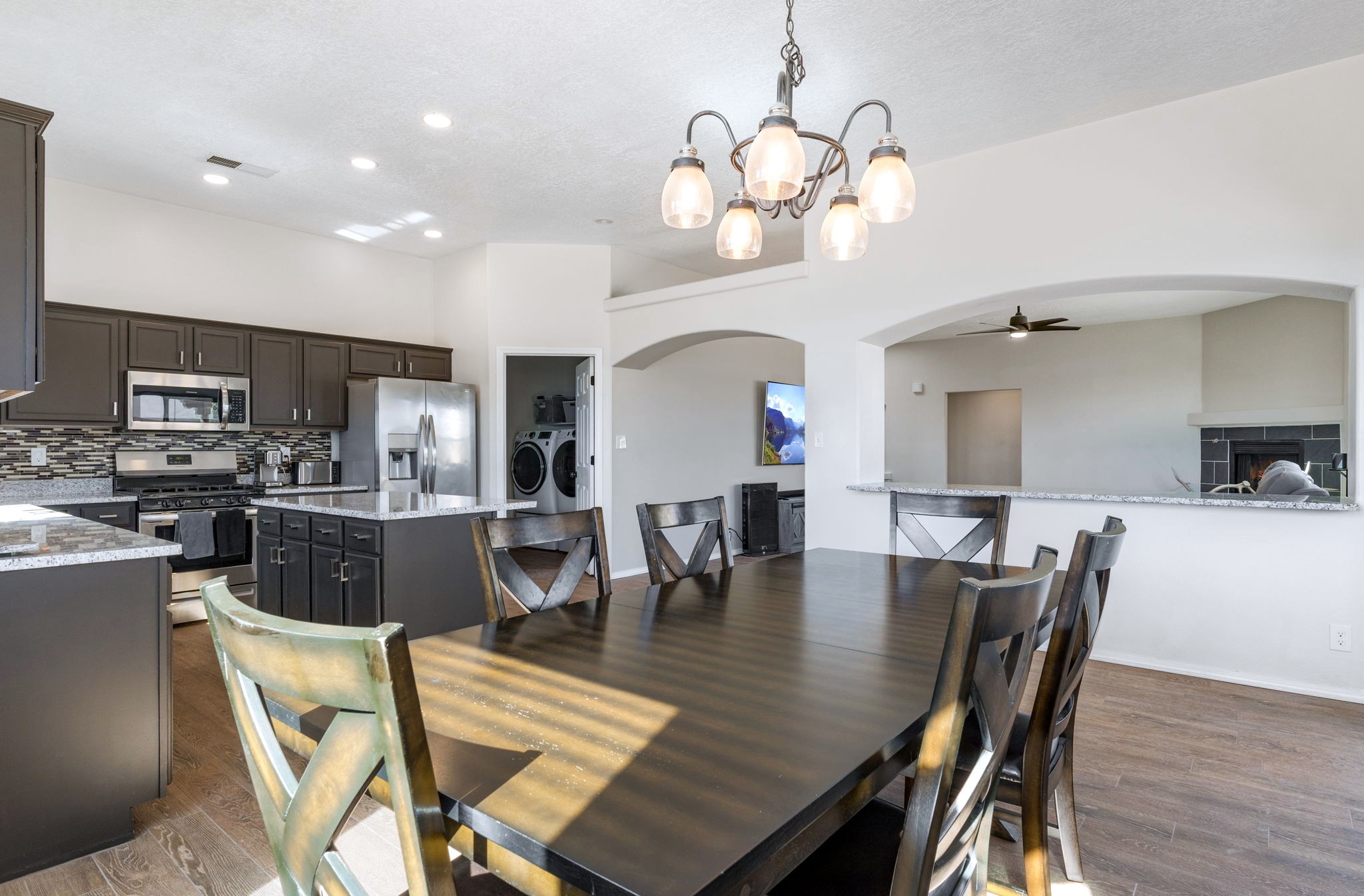 200 Aldaba Circle NE