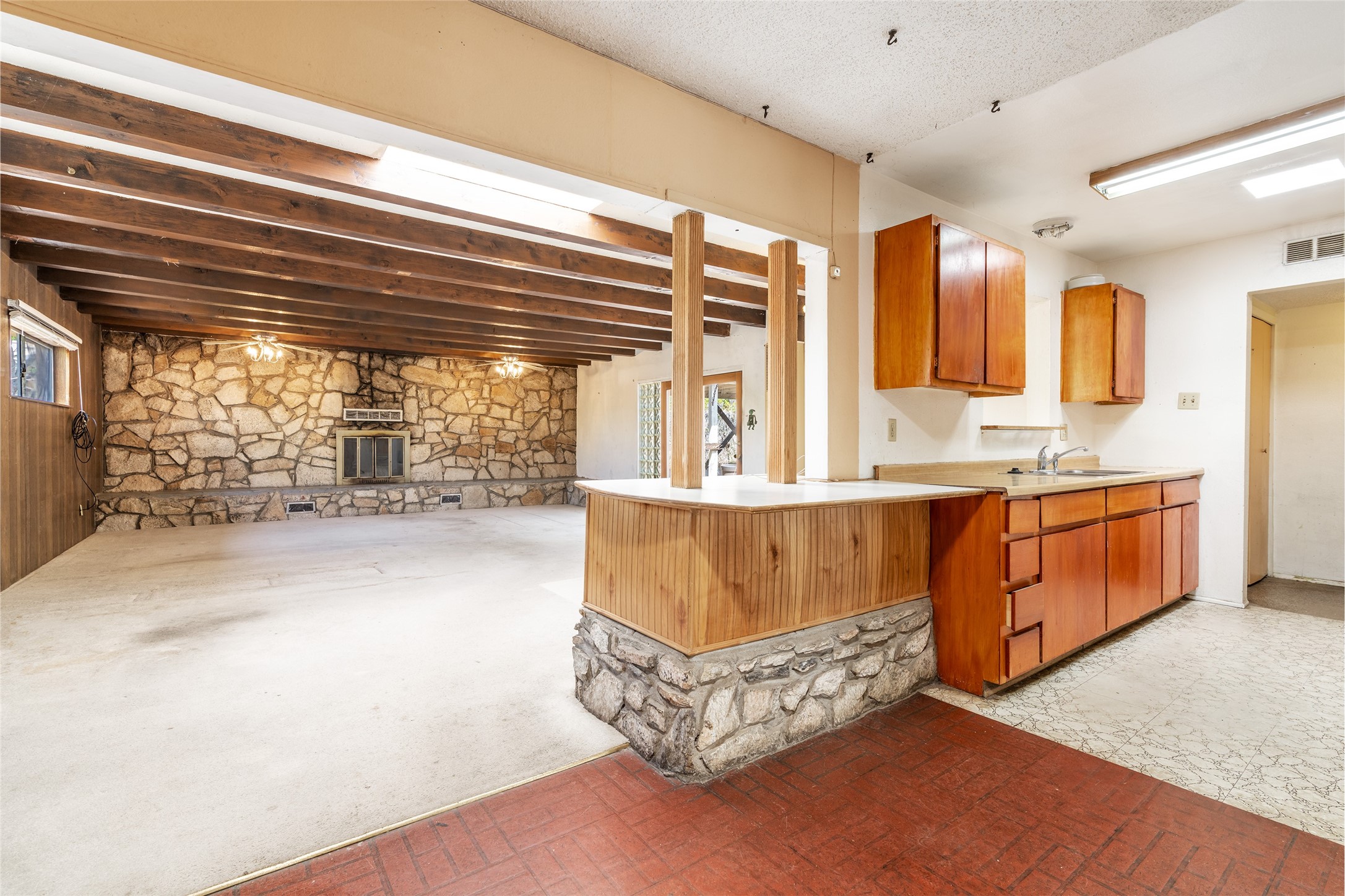 1727 Callejon Emilia