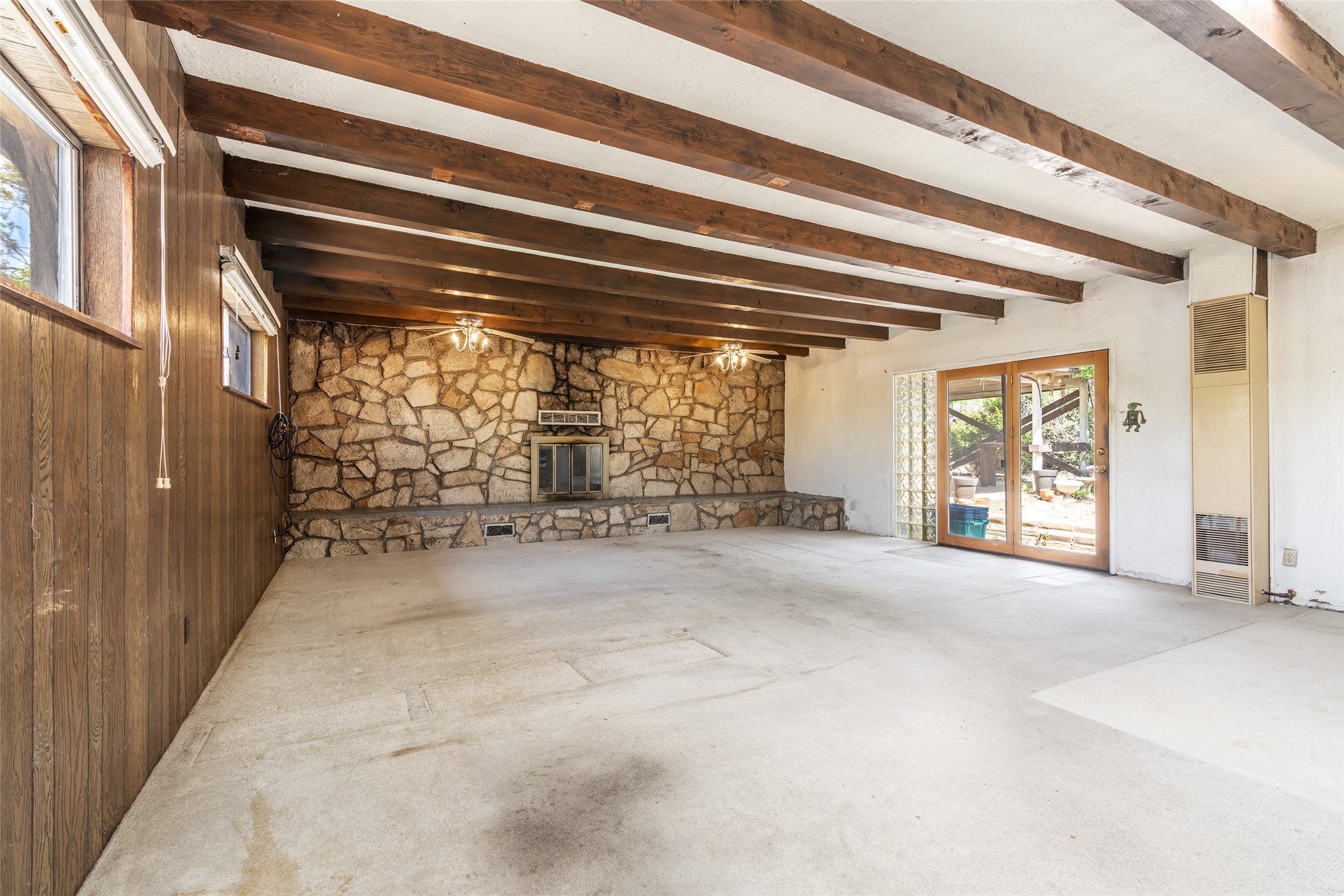 1727 Callejon Emilia