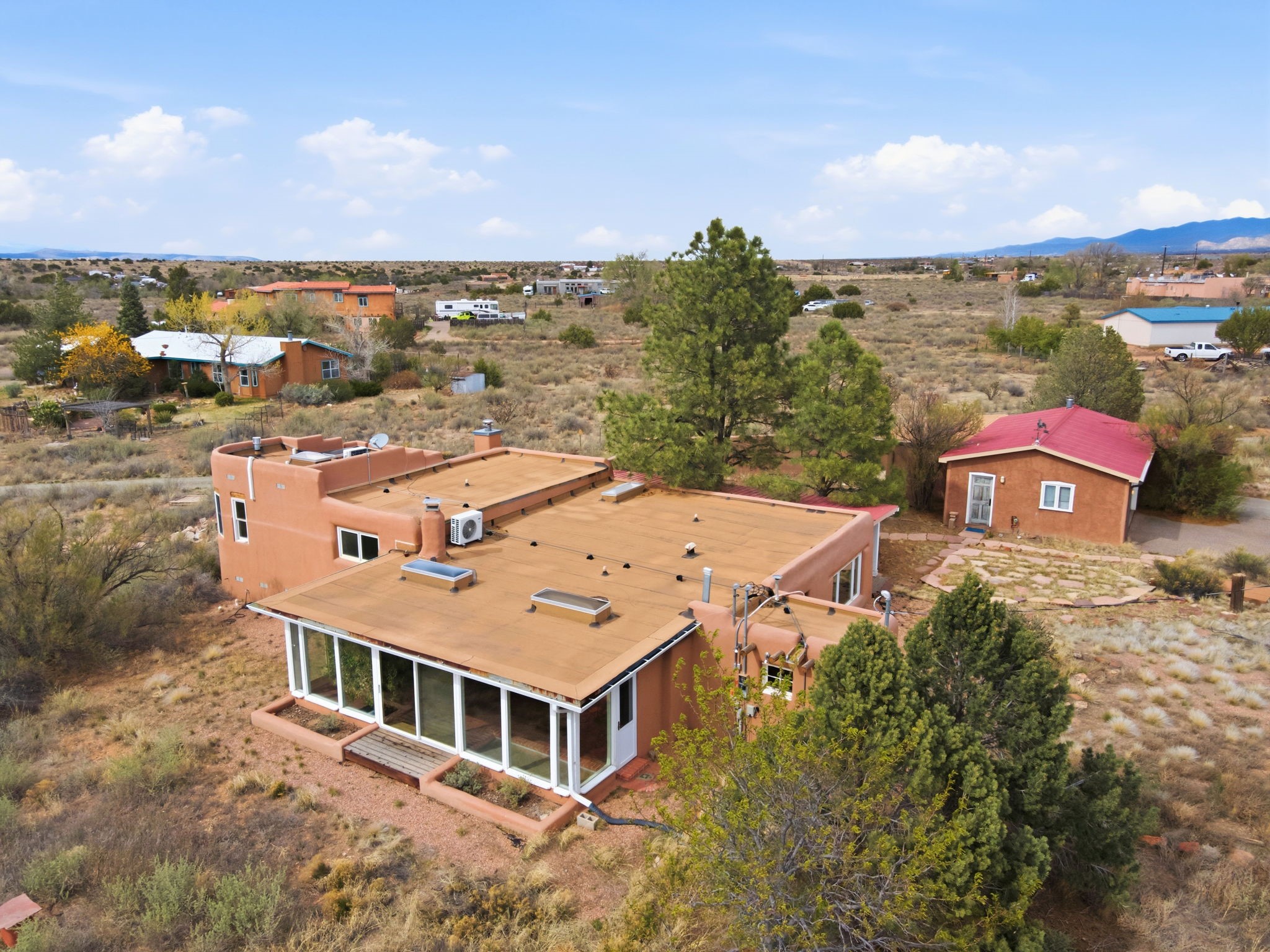 3 AB Apache Rd
