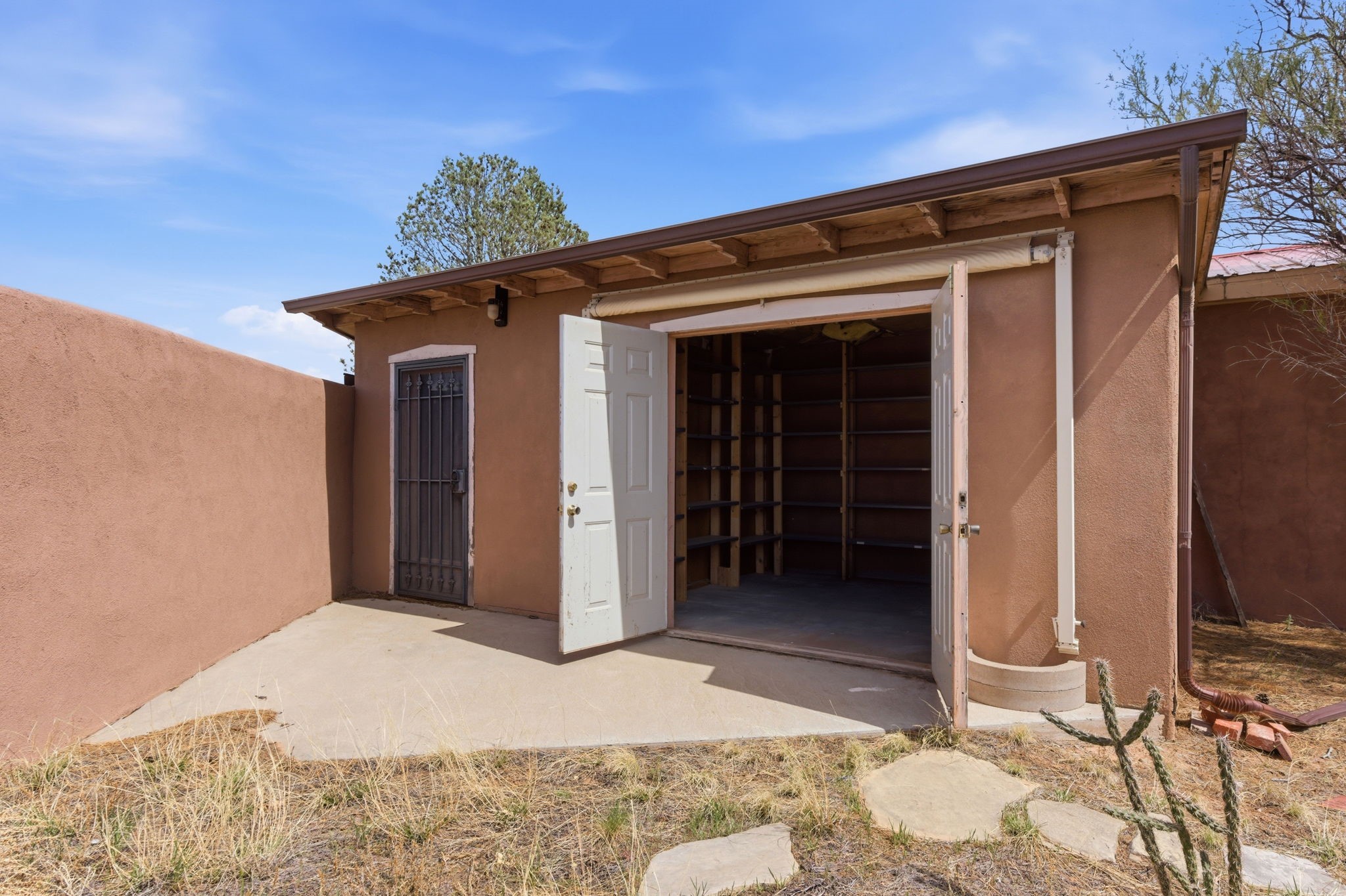 3 AB Apache Rd