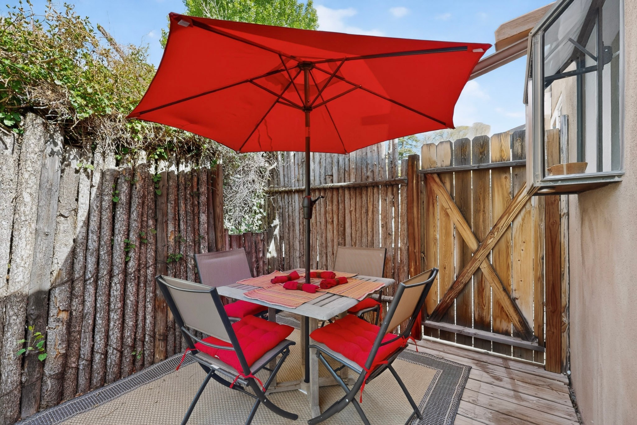 527 E Alameda 2