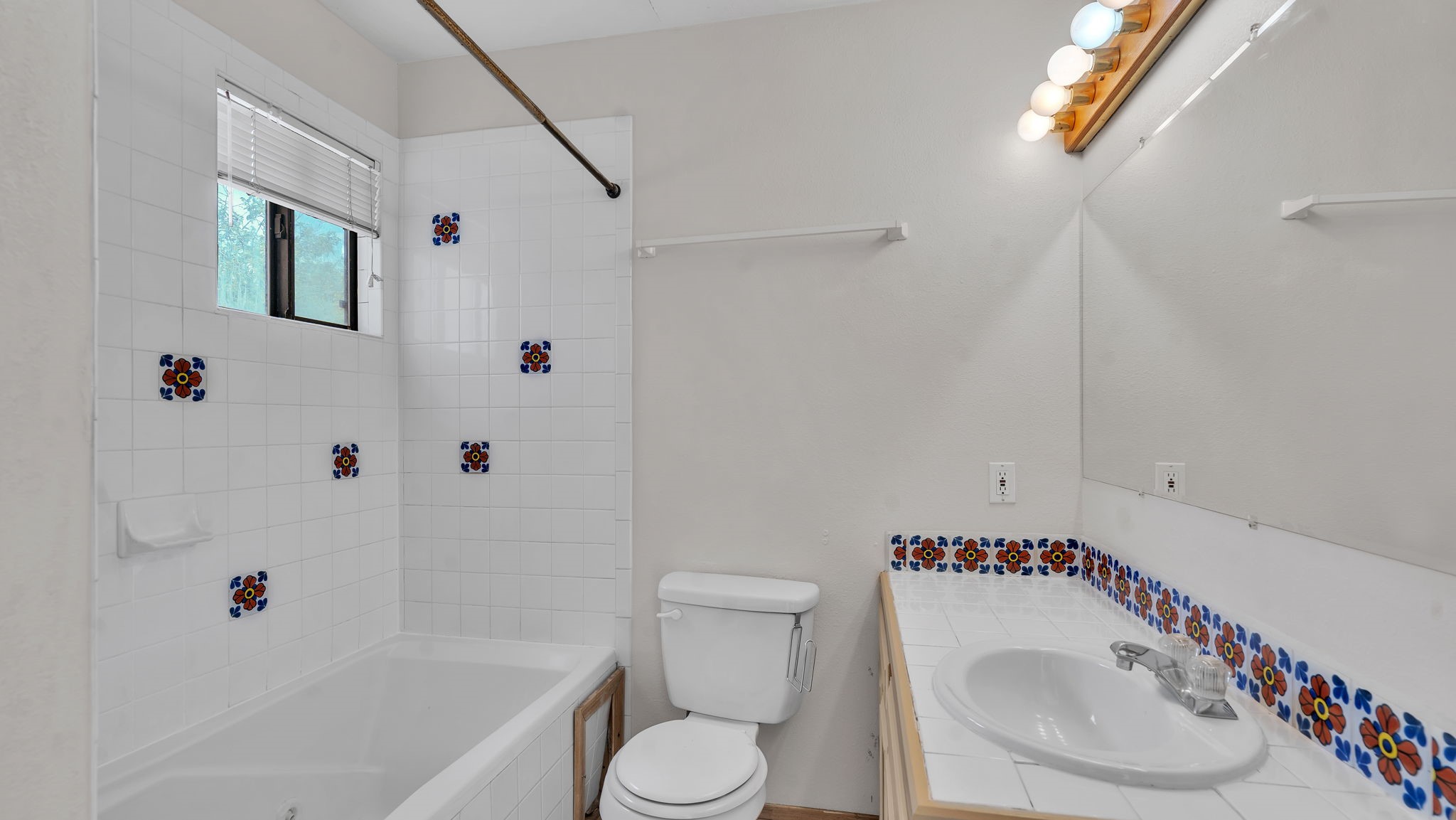 3273 Casa Rinconada