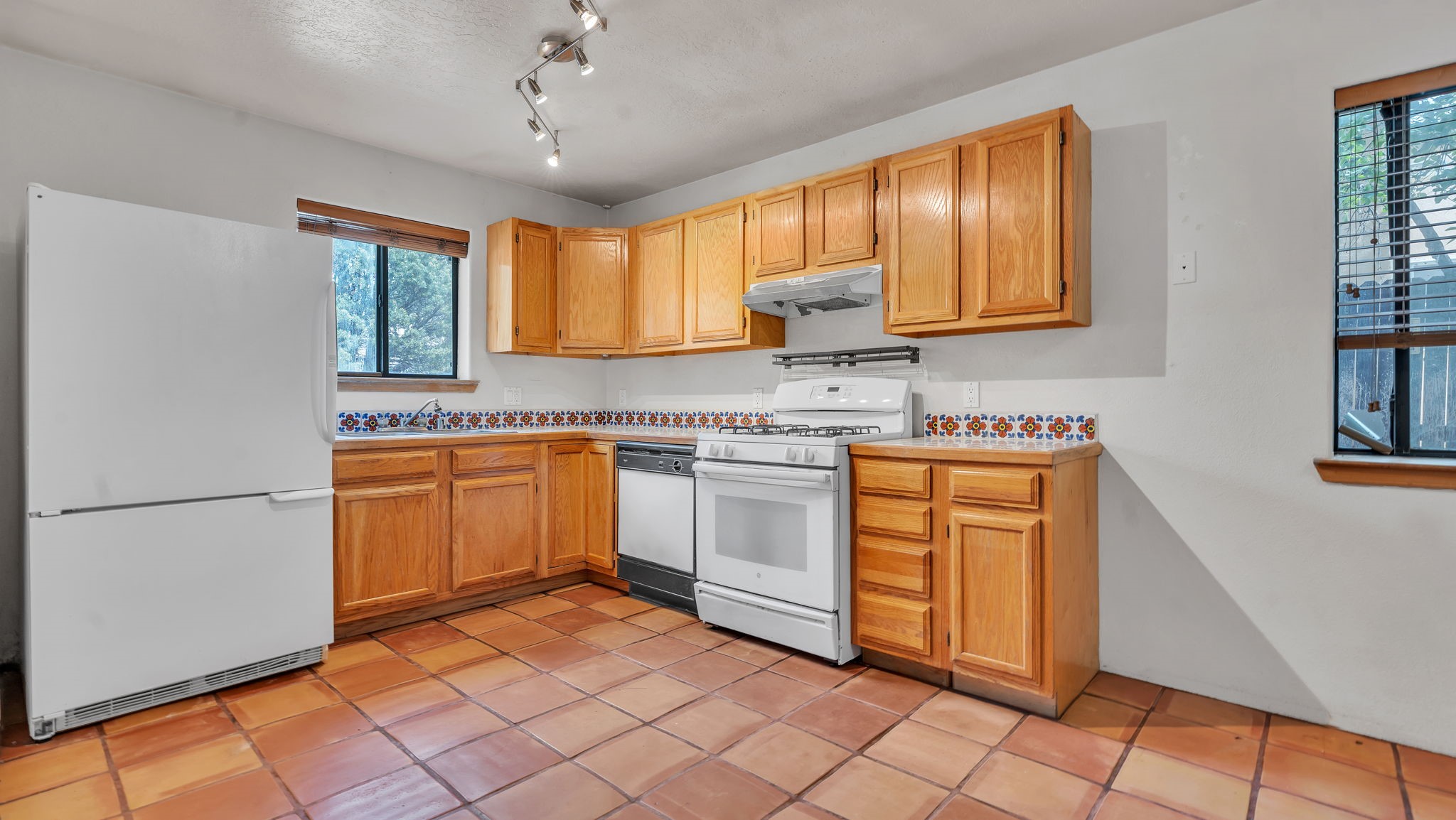 3273 Casa Rinconada