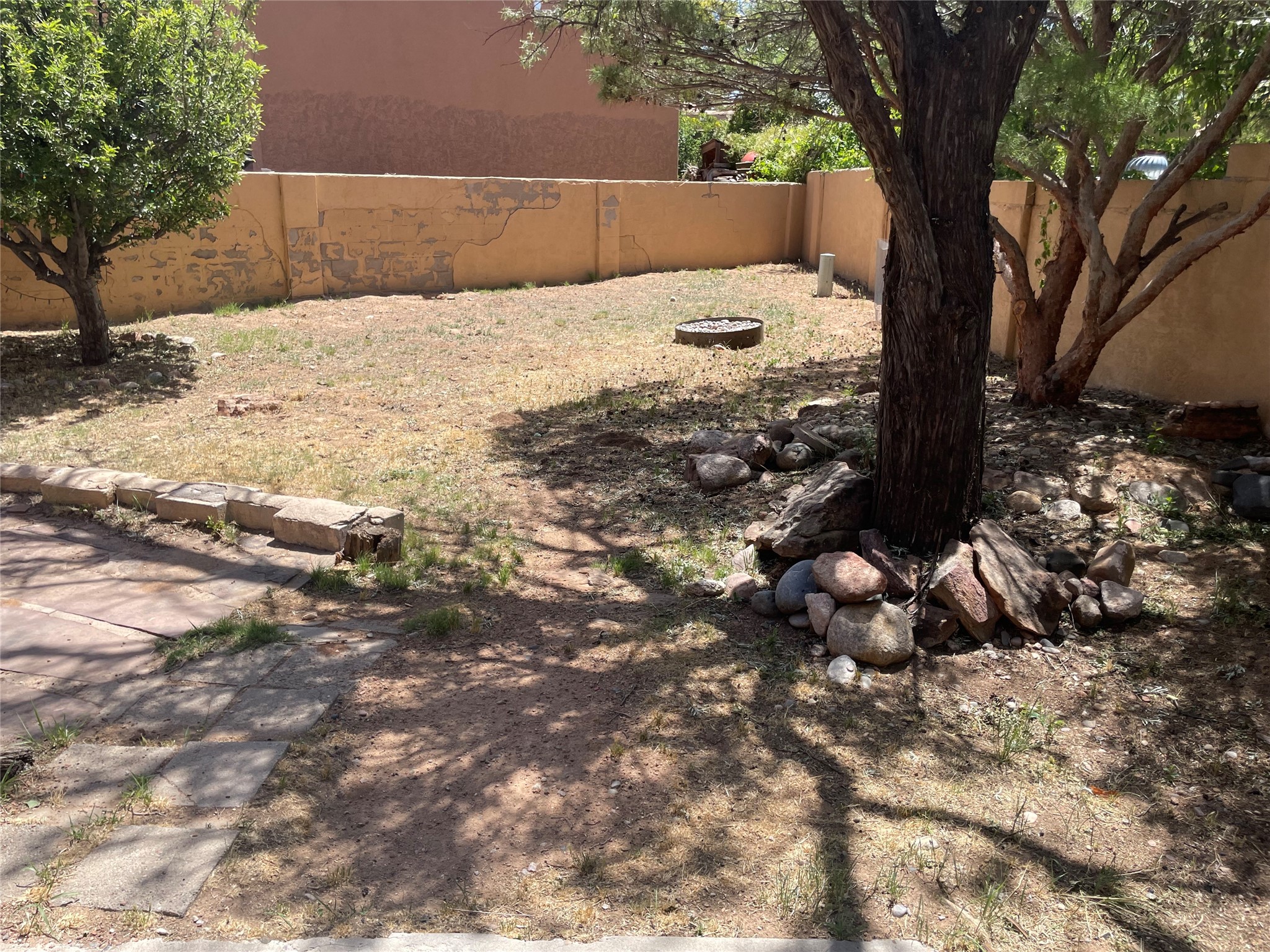 2411 San Patricio Plaza