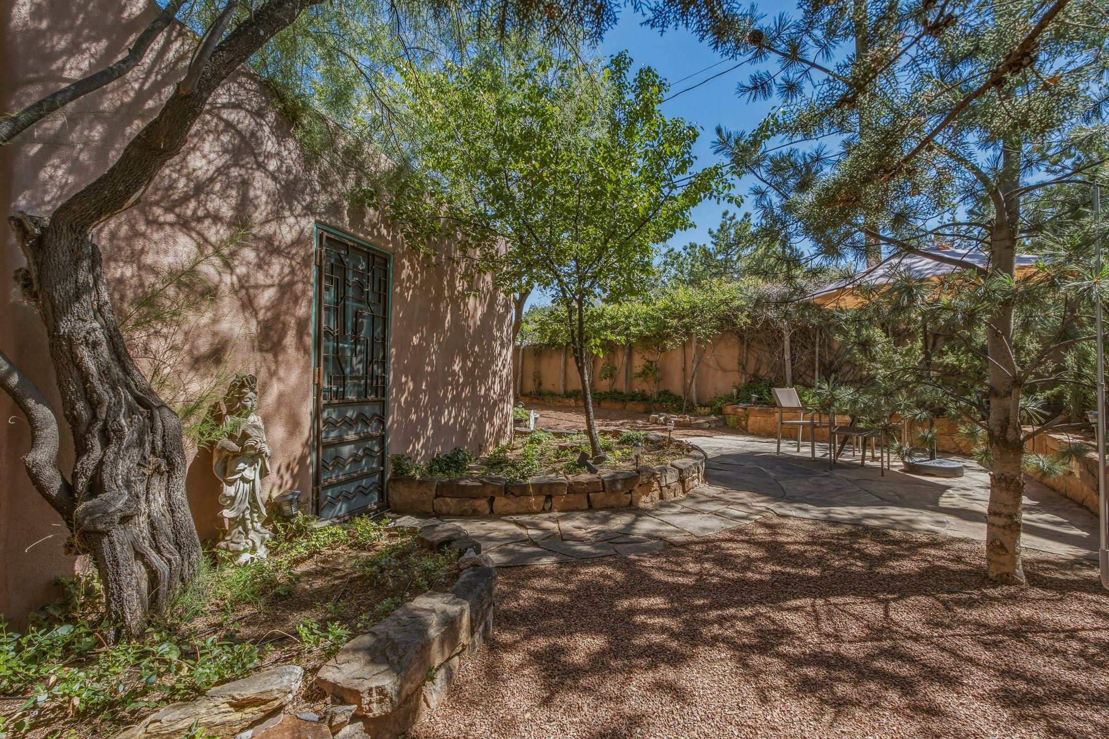 542 Camino Del Monte Sol