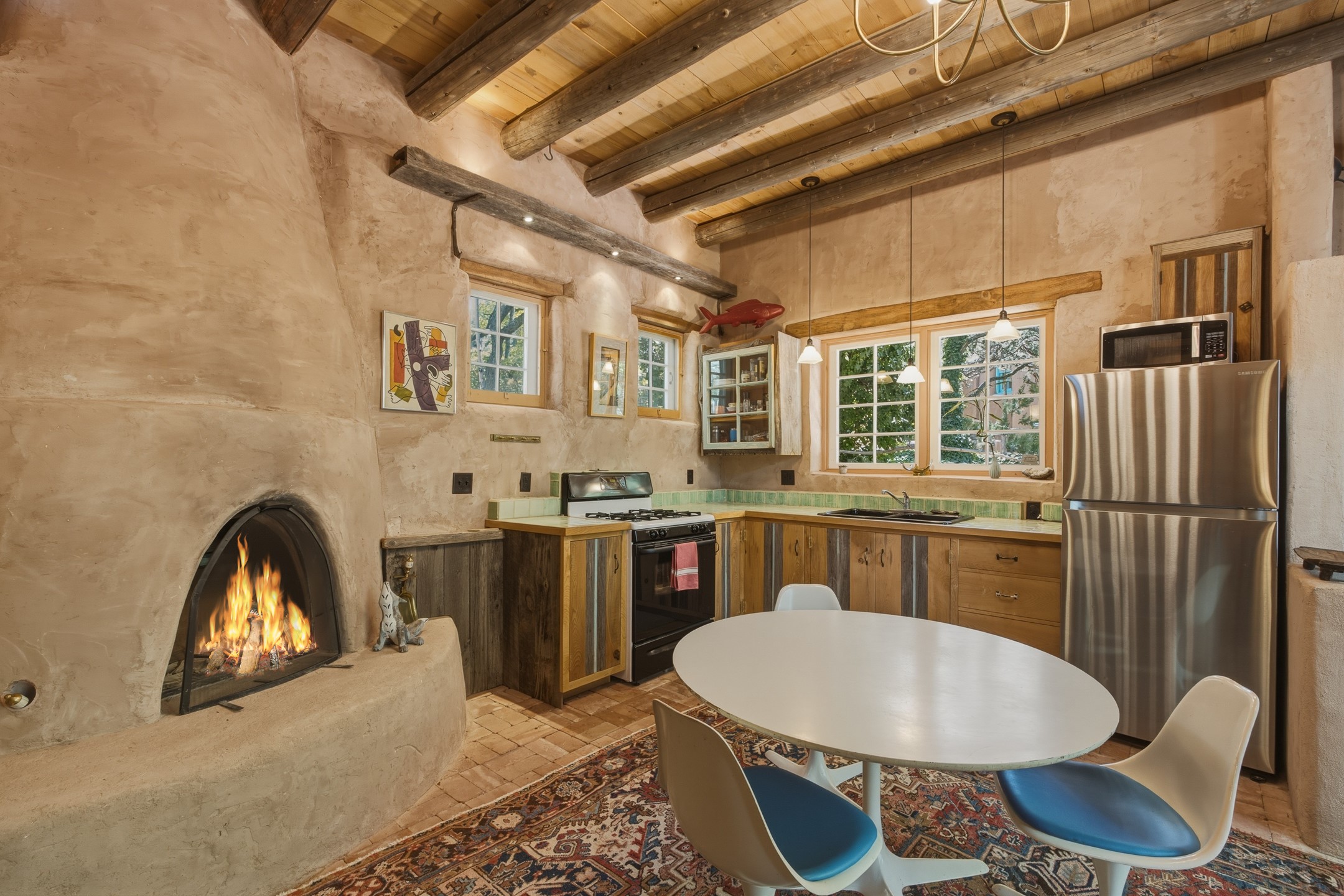 542 Camino Del Monte Sol