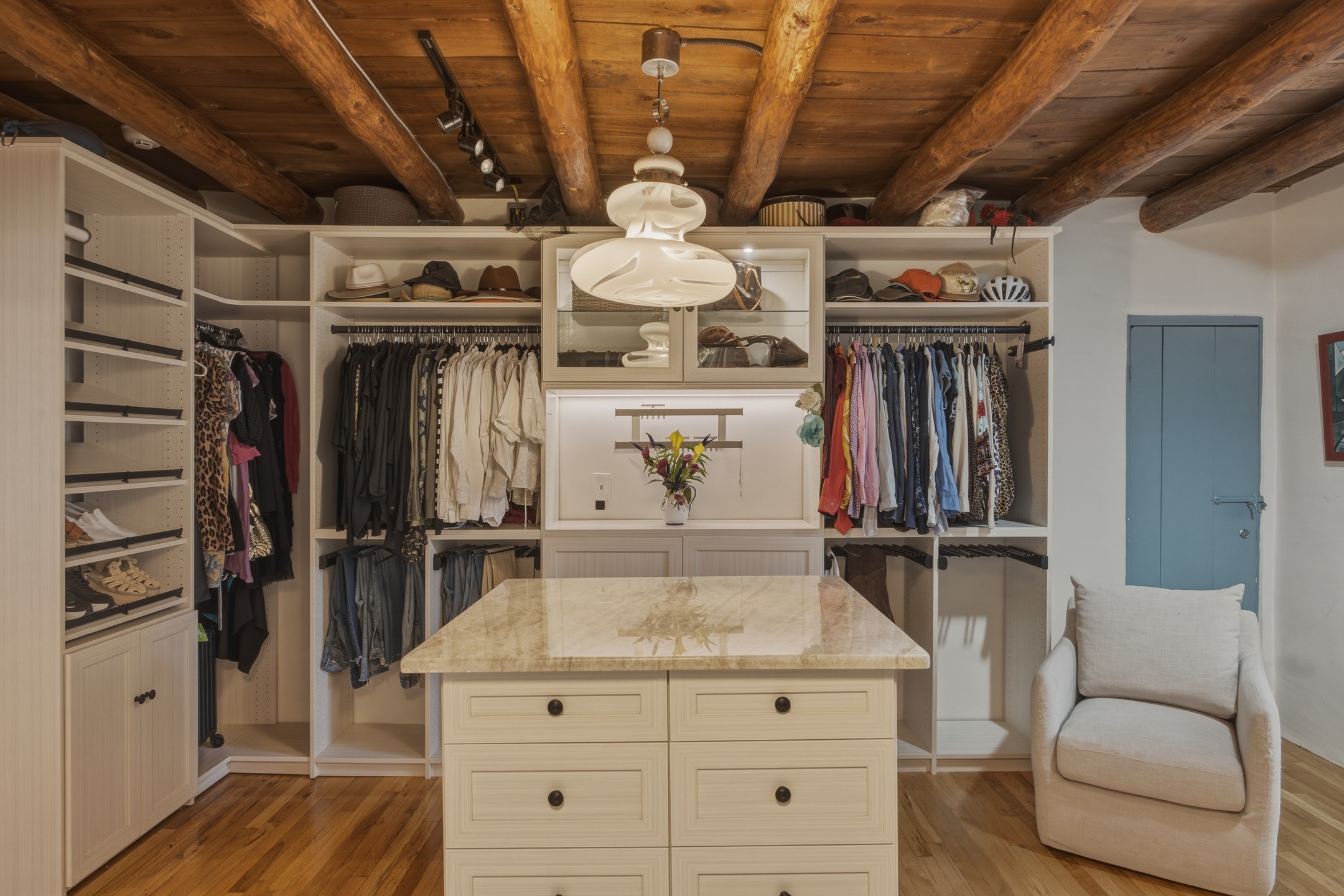 542 Camino Del Monte Sol