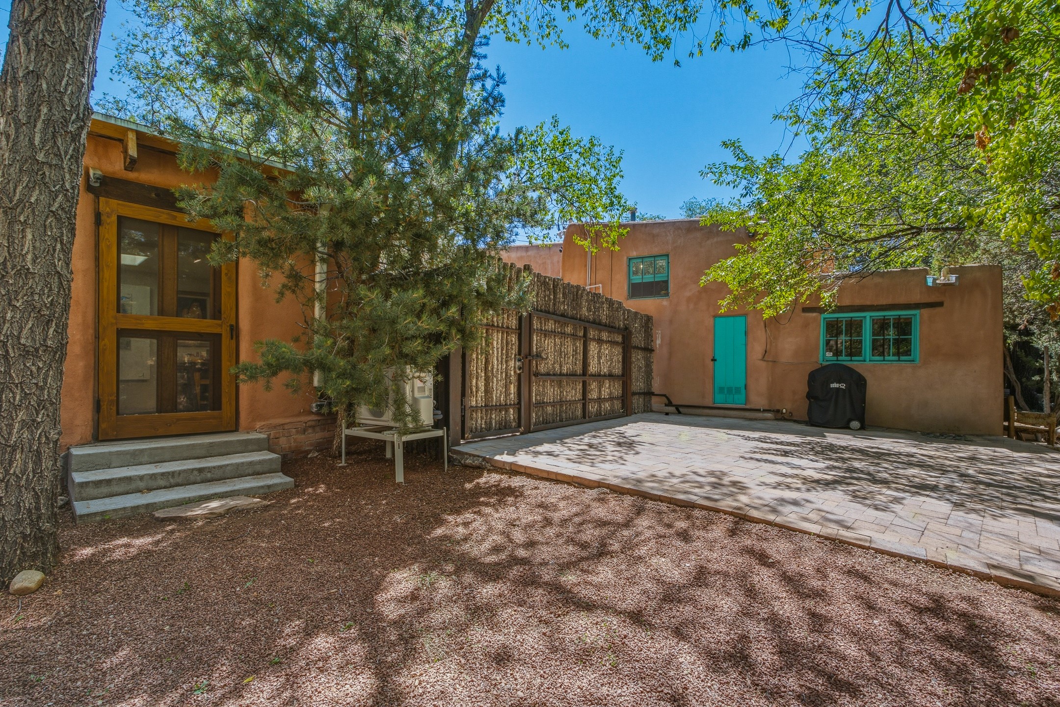 542 Camino Del Monte Sol