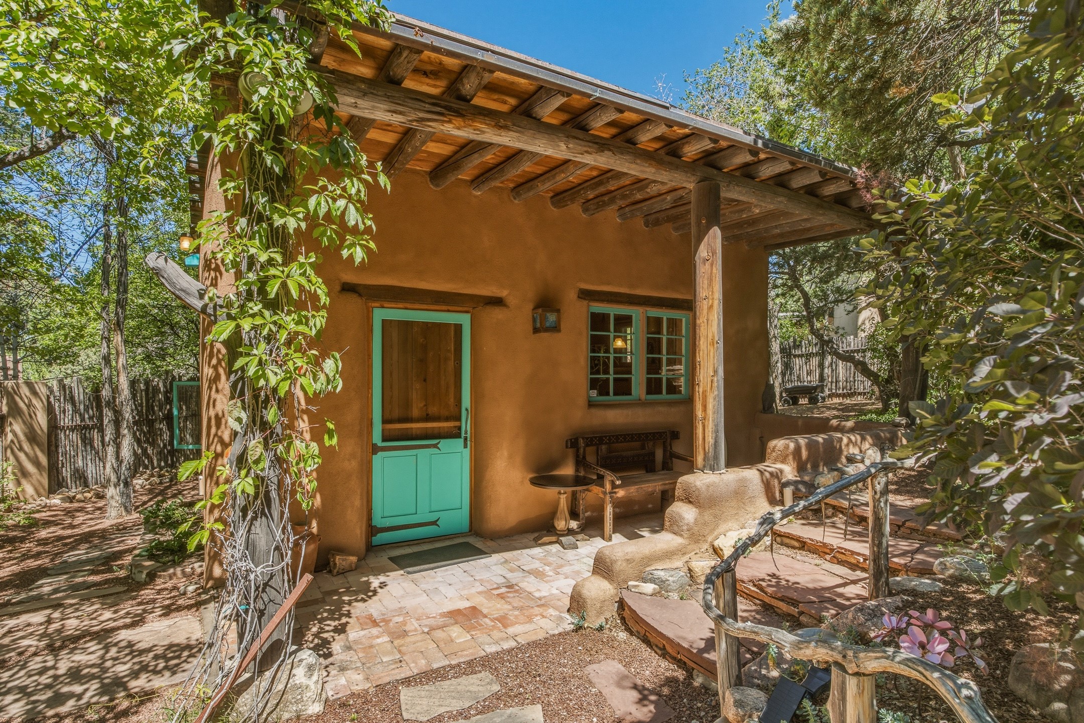 542 Camino Del Monte Sol
