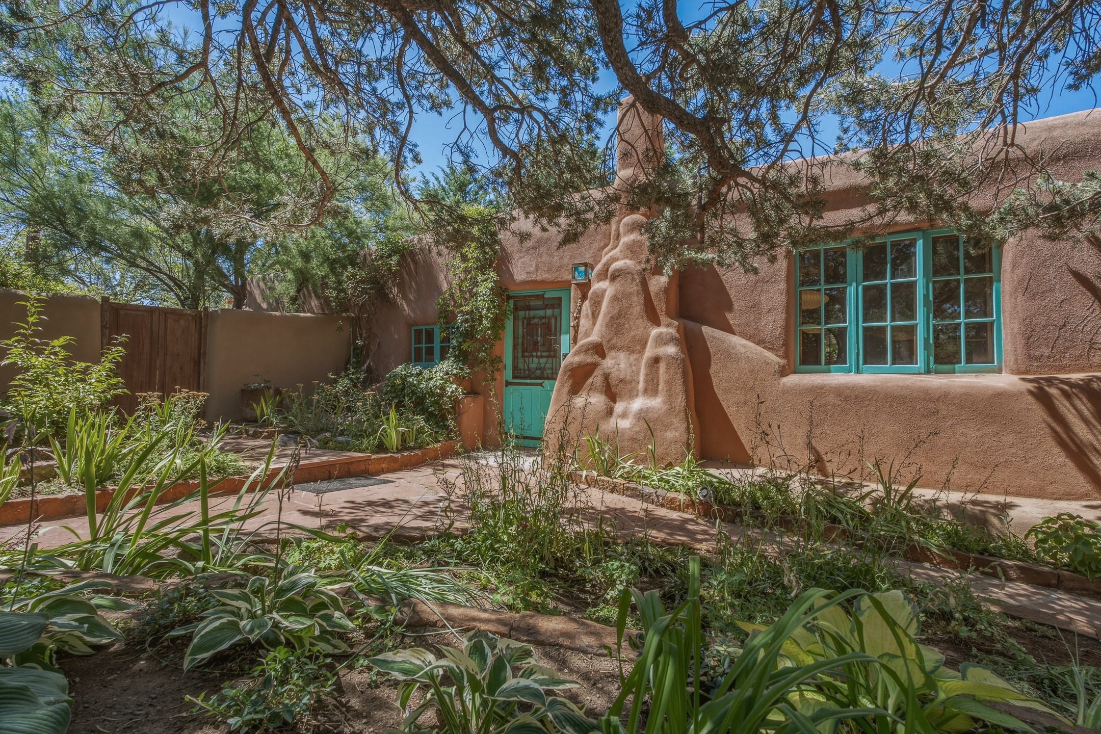 542 Camino Del Monte Sol