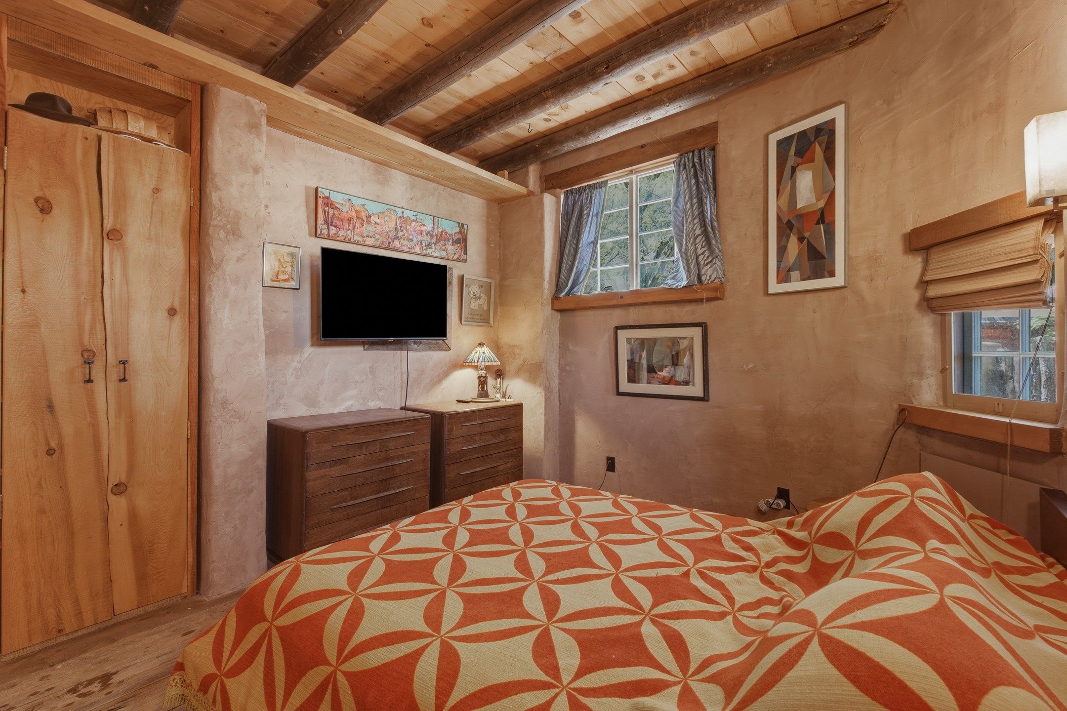542 Camino Del Monte Sol