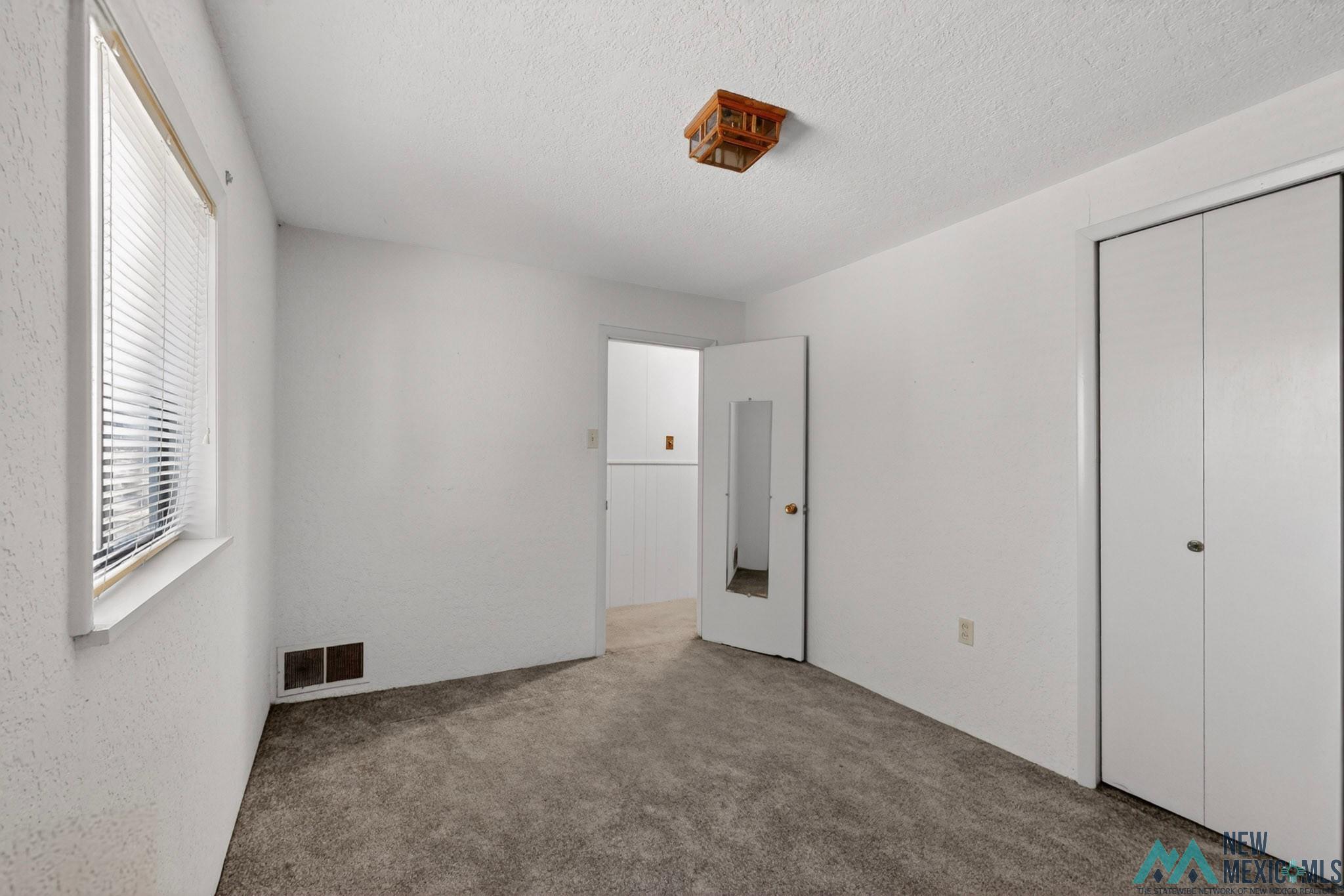 2609 Lujan Lane
