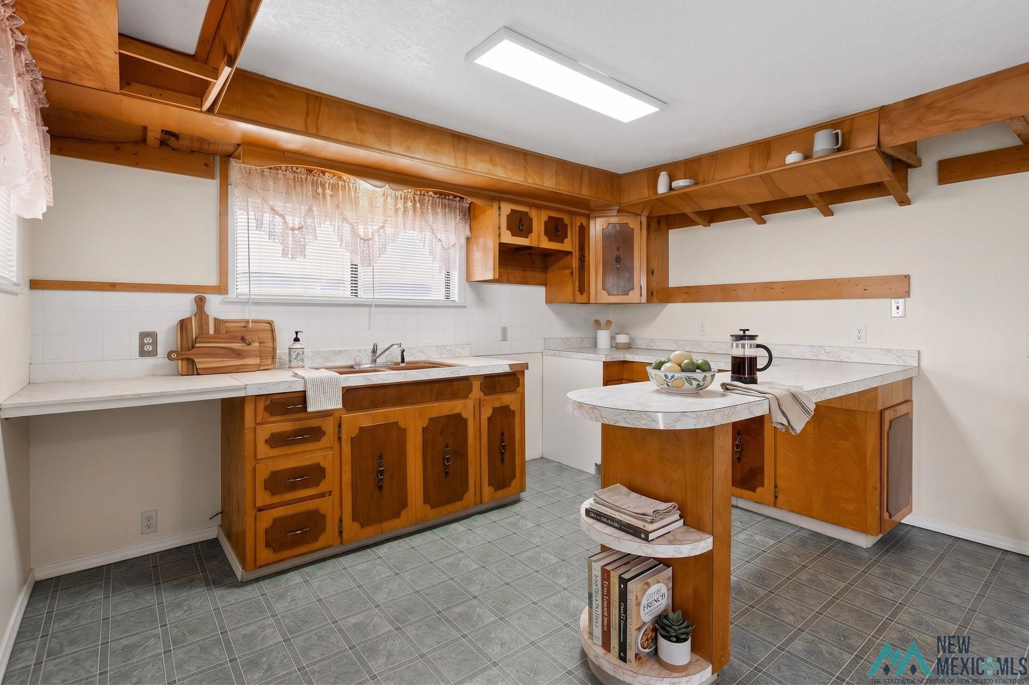 2609 Lujan Lane