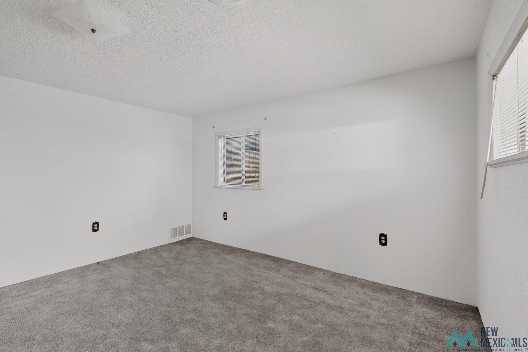 2609 Lujan Lane
