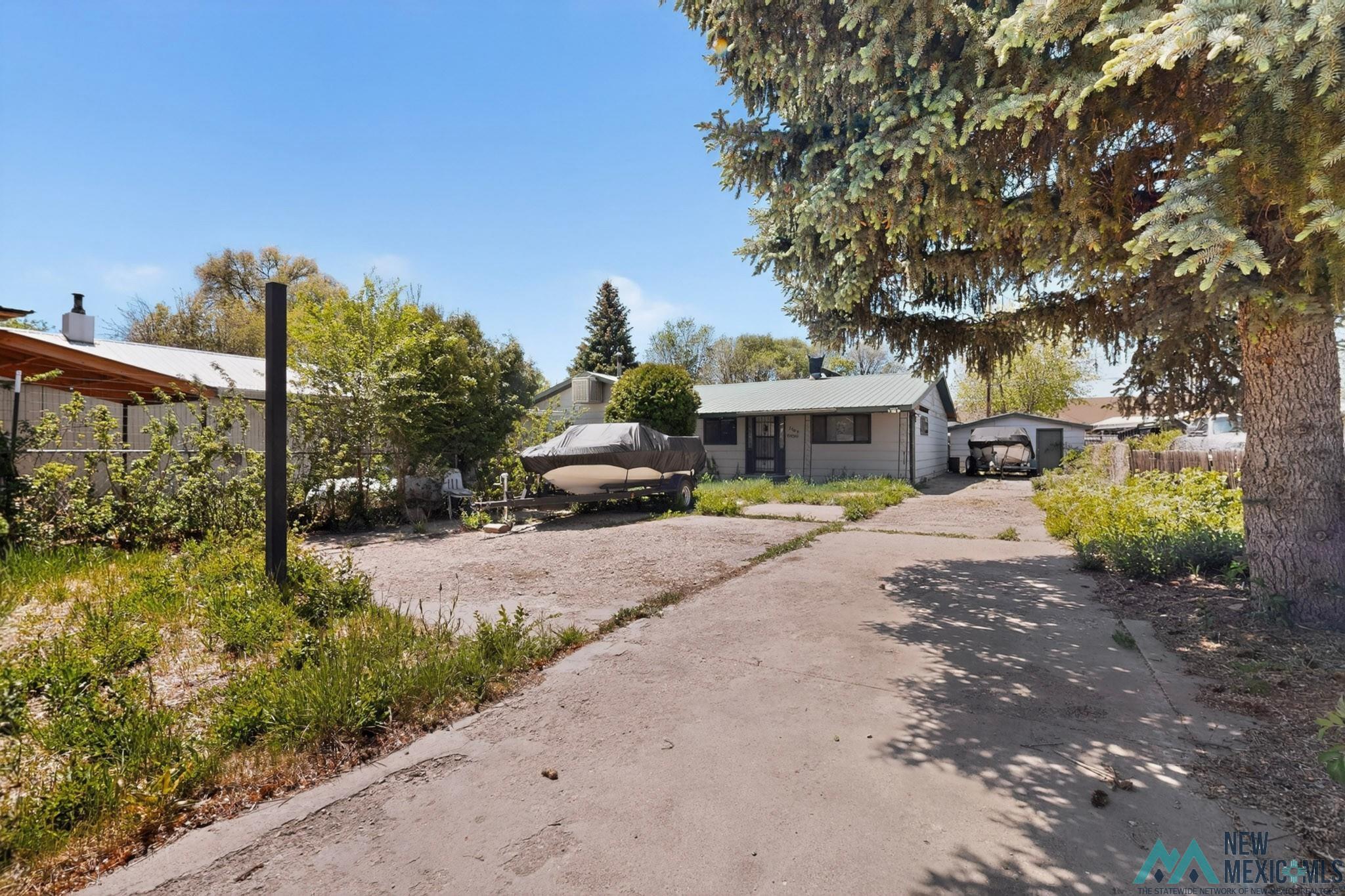 2609 Lujan Lane