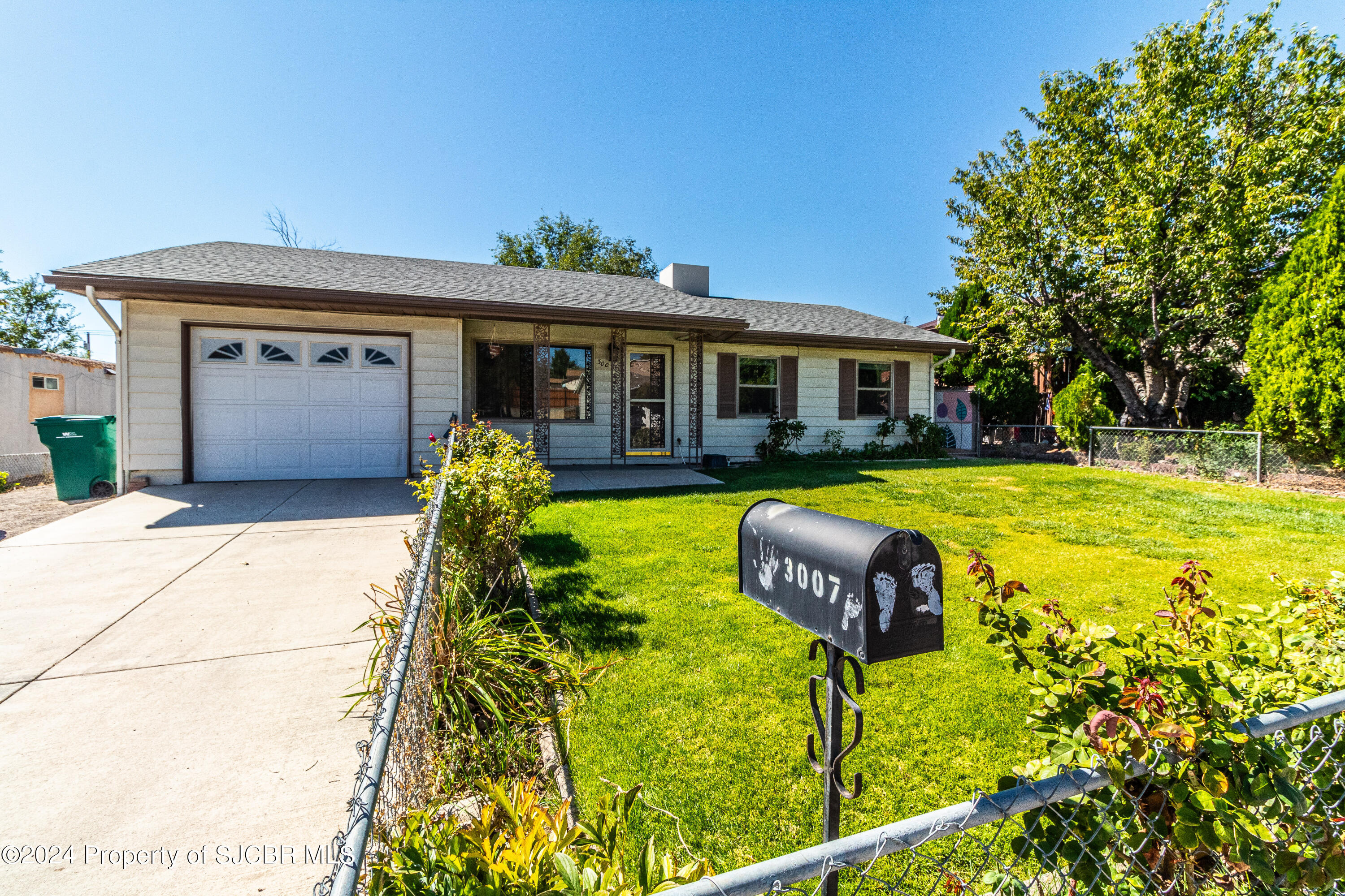 3007 CHERRY HILLS Drive