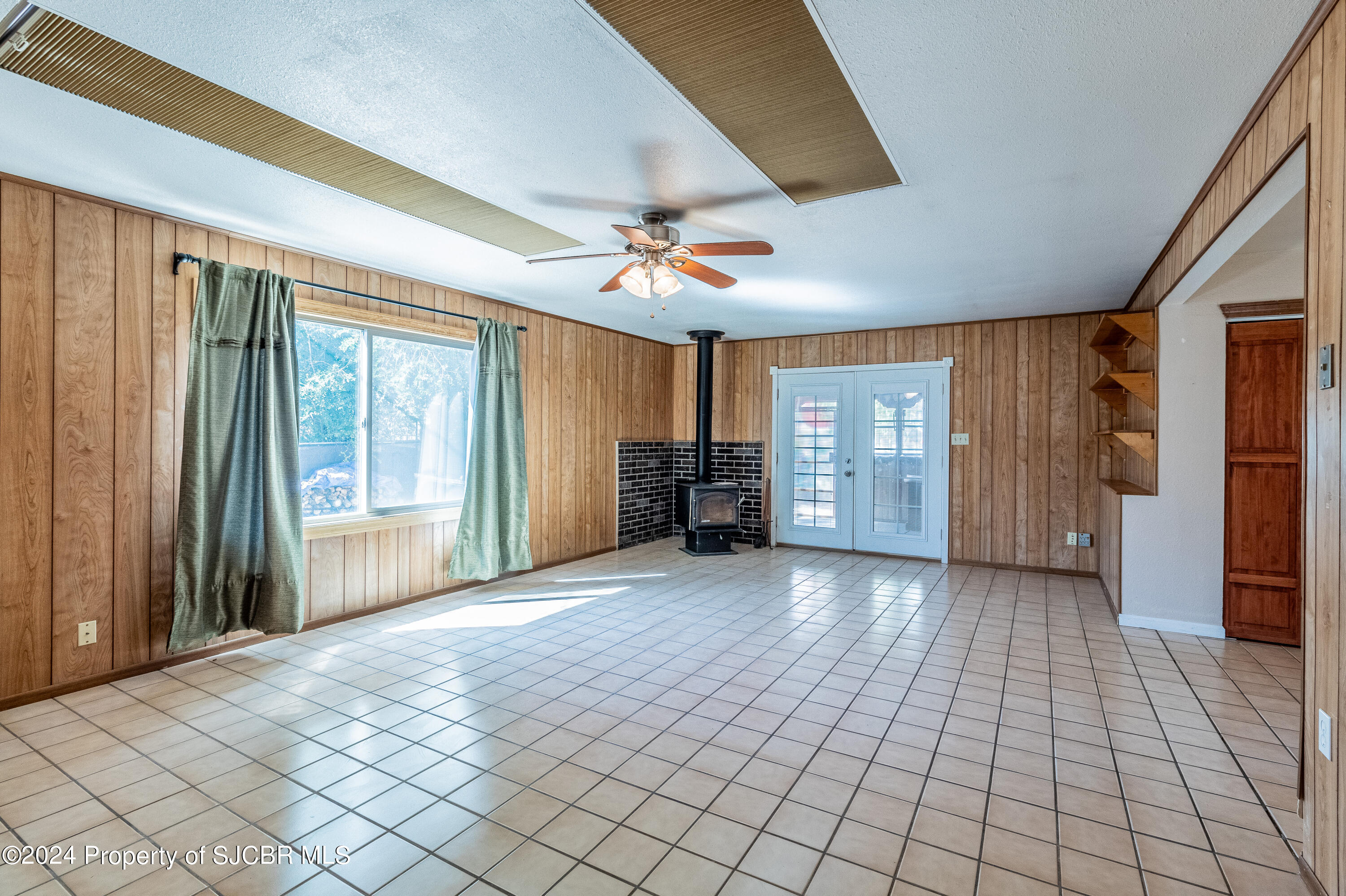 3007 CHERRY HILLS Drive