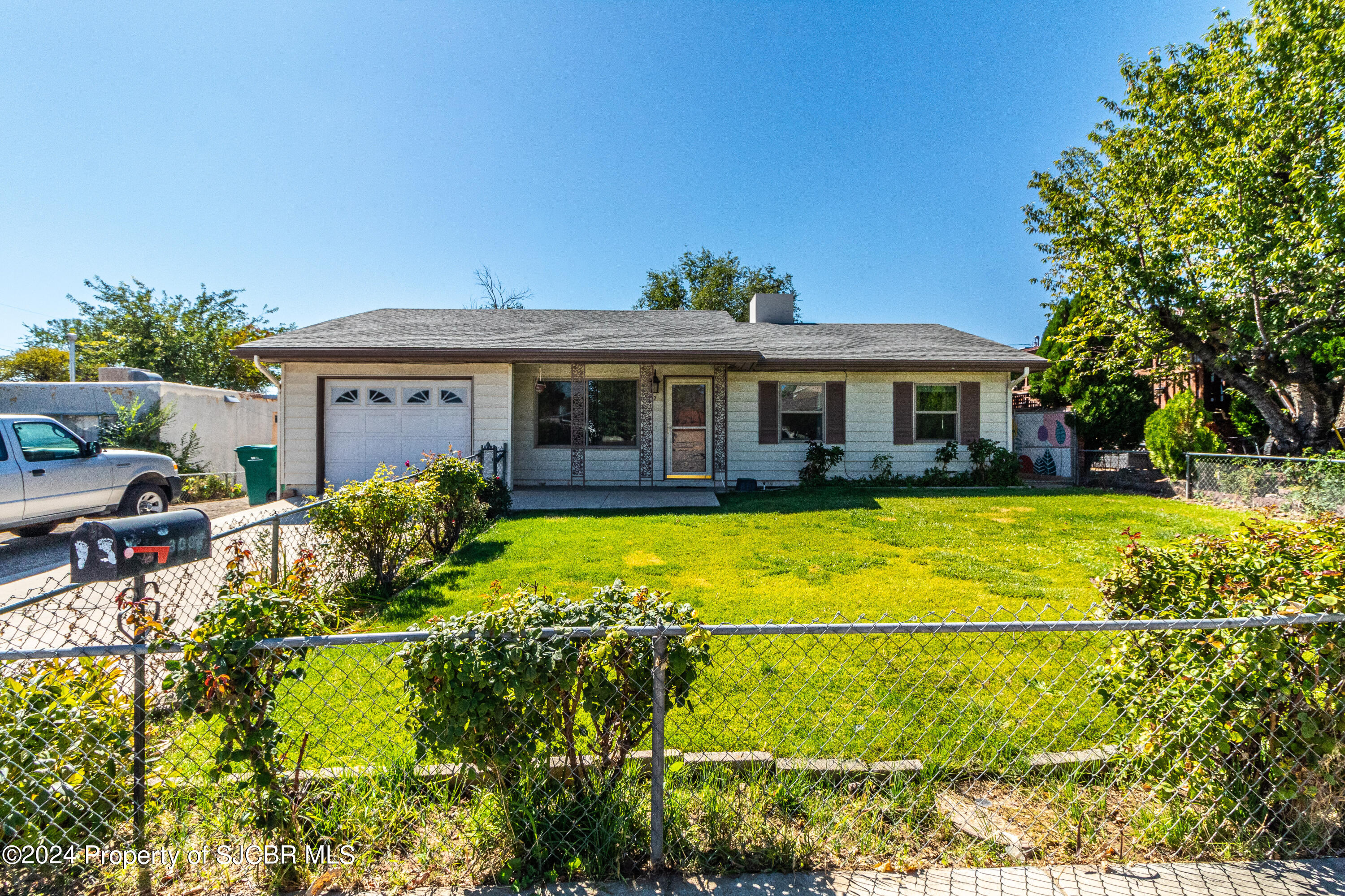 3007 CHERRY HILLS Drive