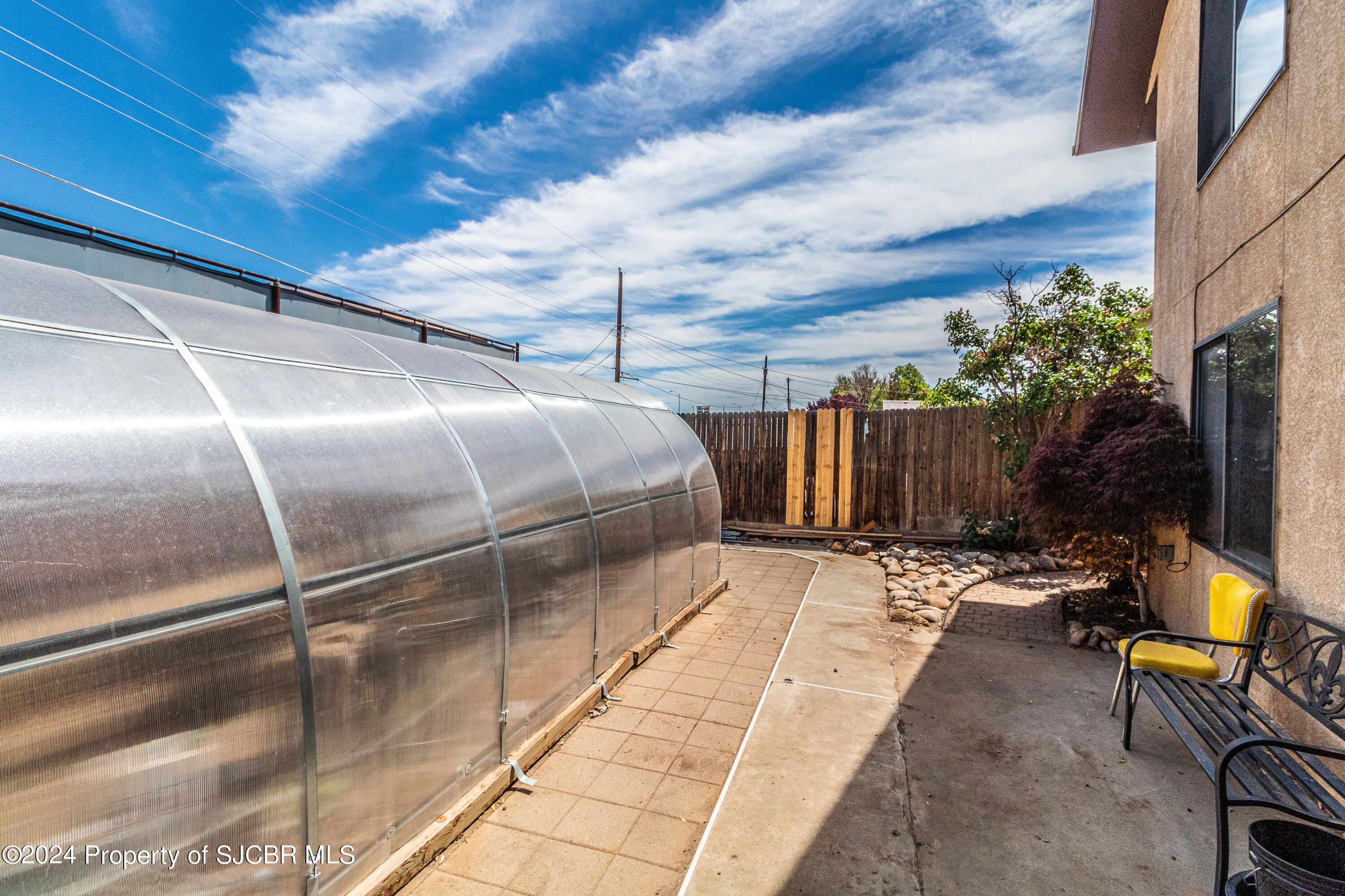 1602 YUCCA Avenue
