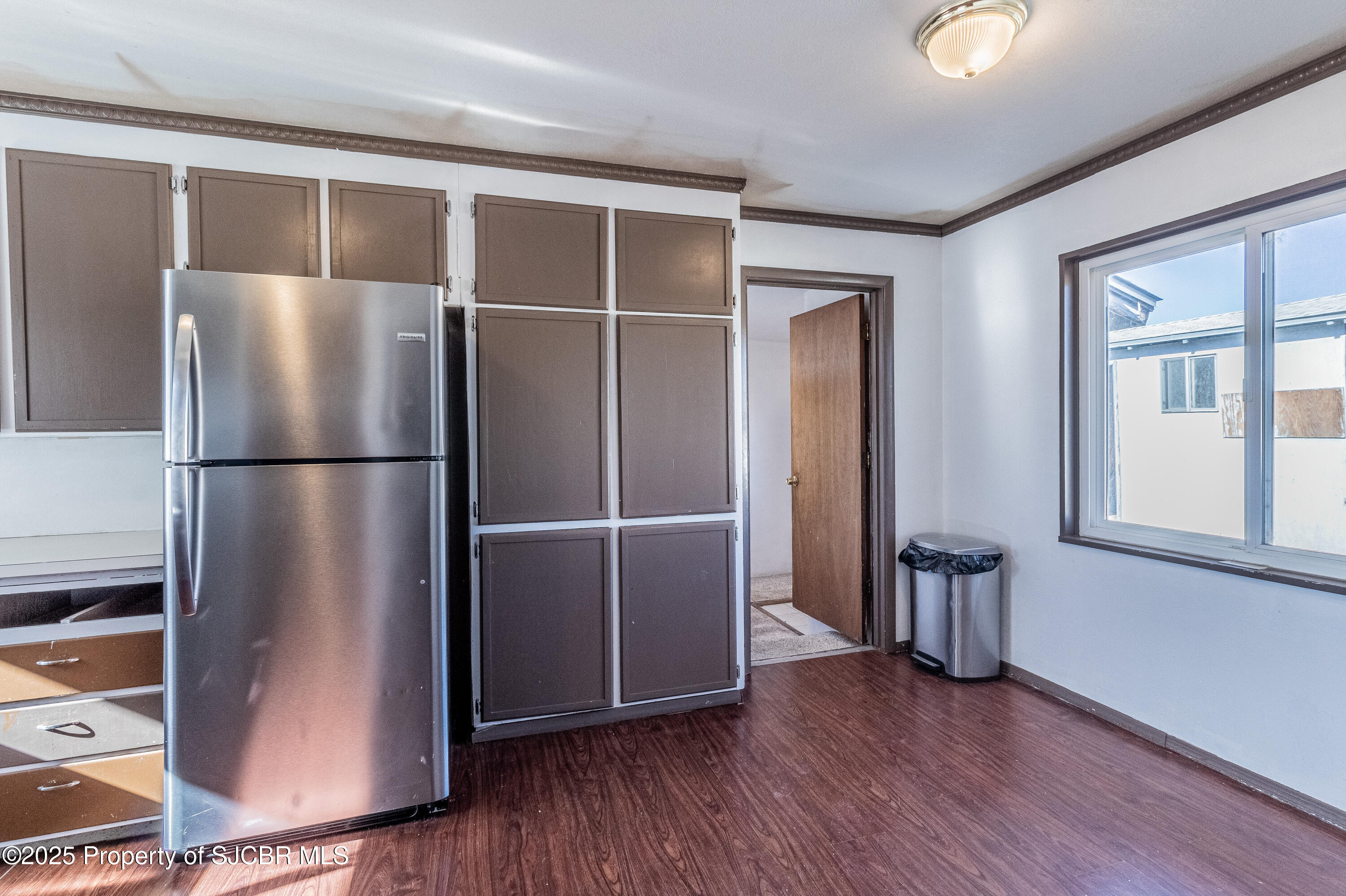 1208 E 27TH Street