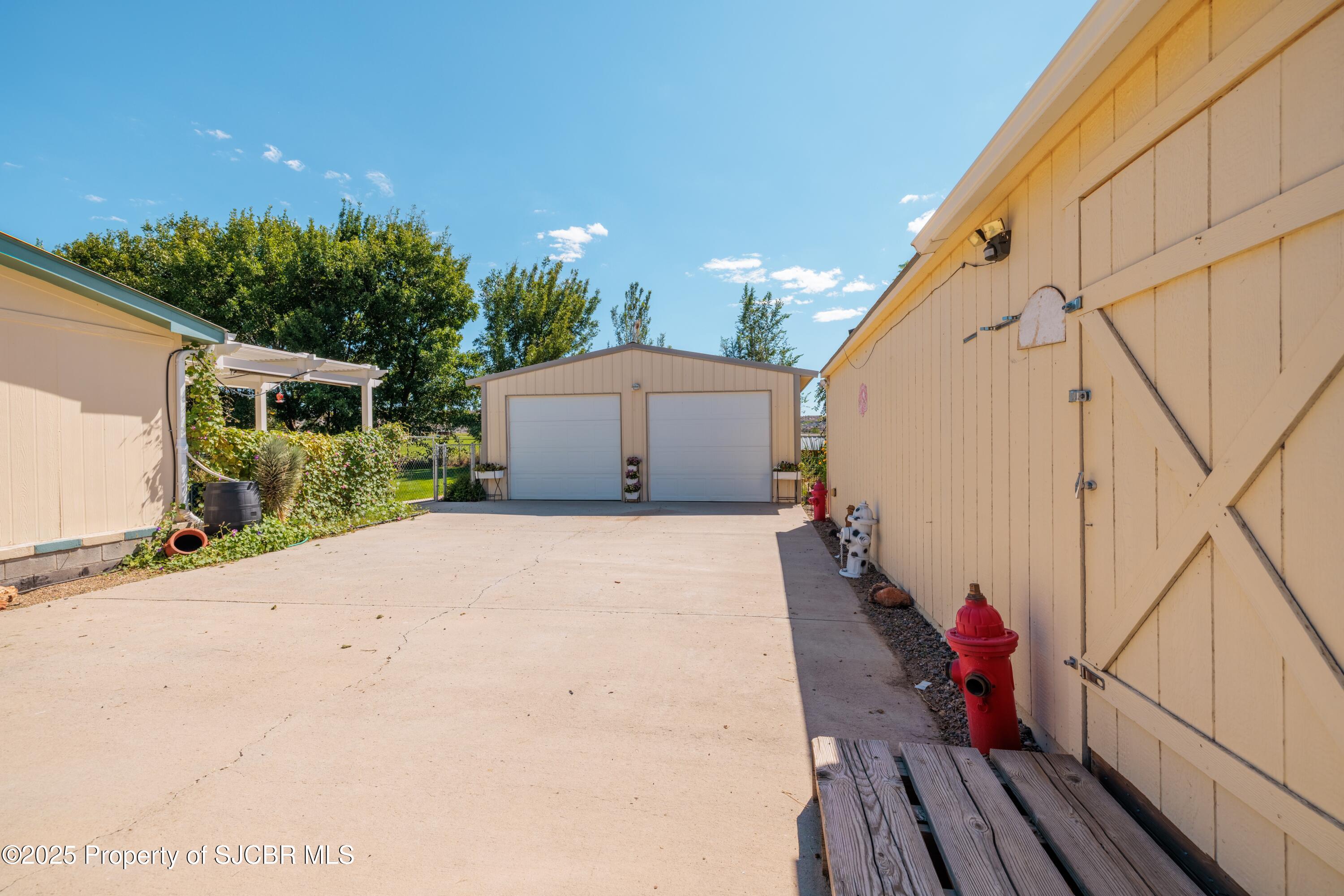 909 ROAD 4990
