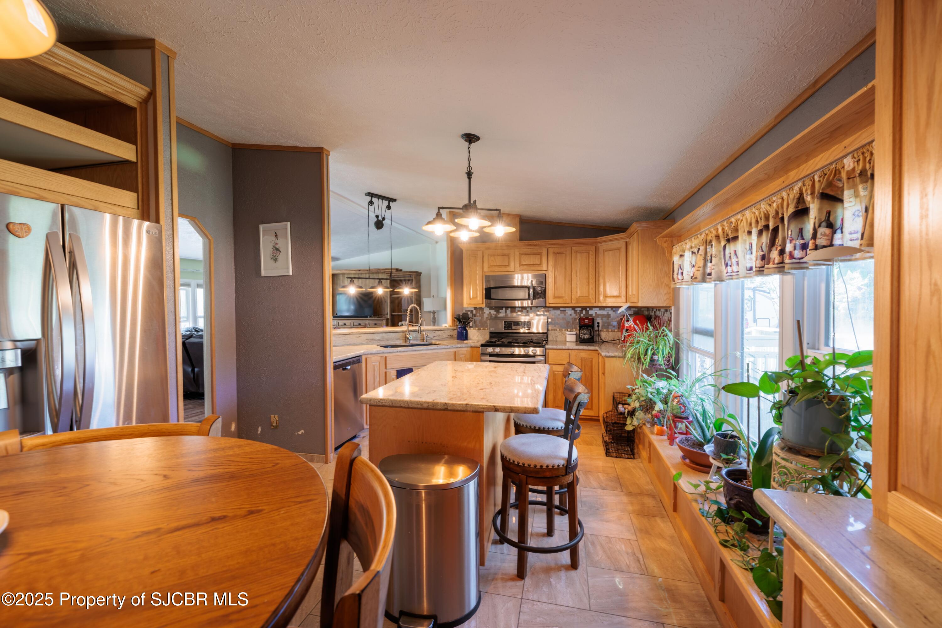 909 ROAD 4990