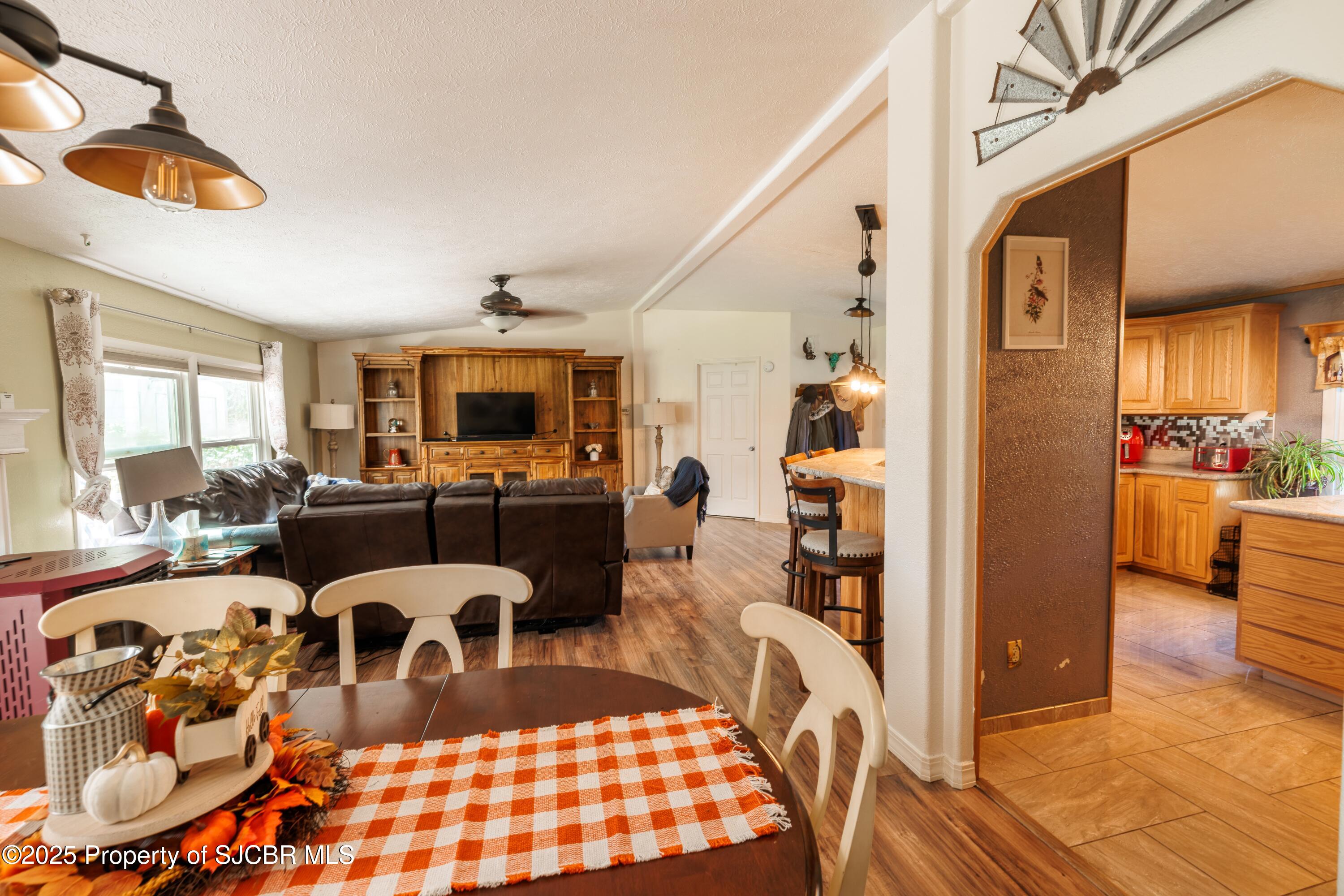 909 ROAD 4990