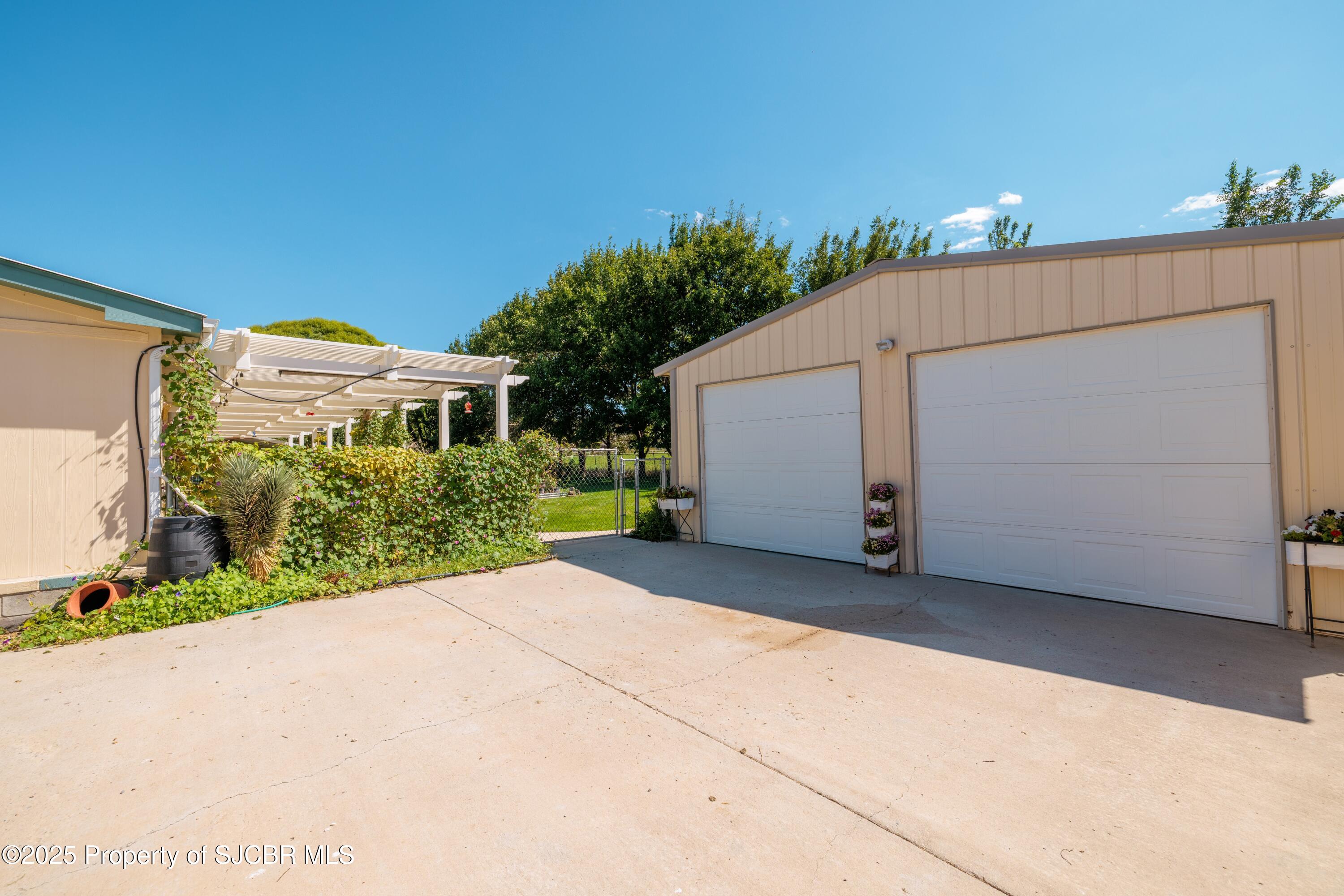 909 ROAD 4990
