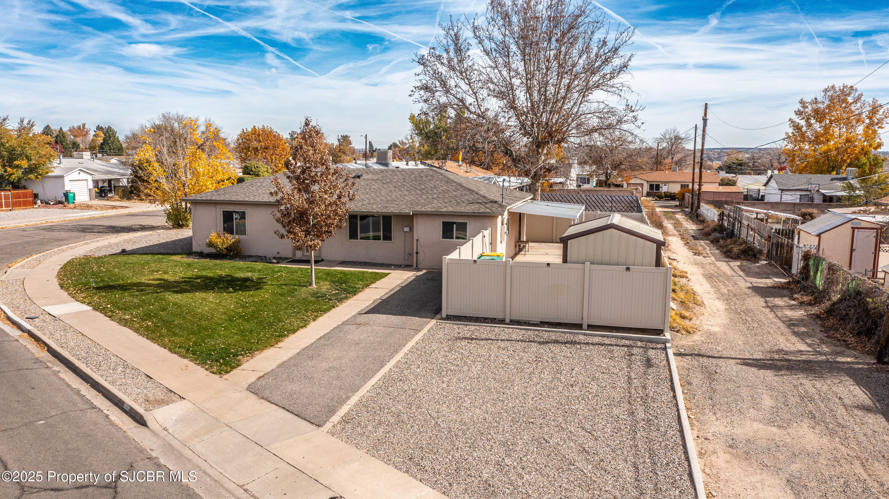 1502 N MESA VERDE Avenue