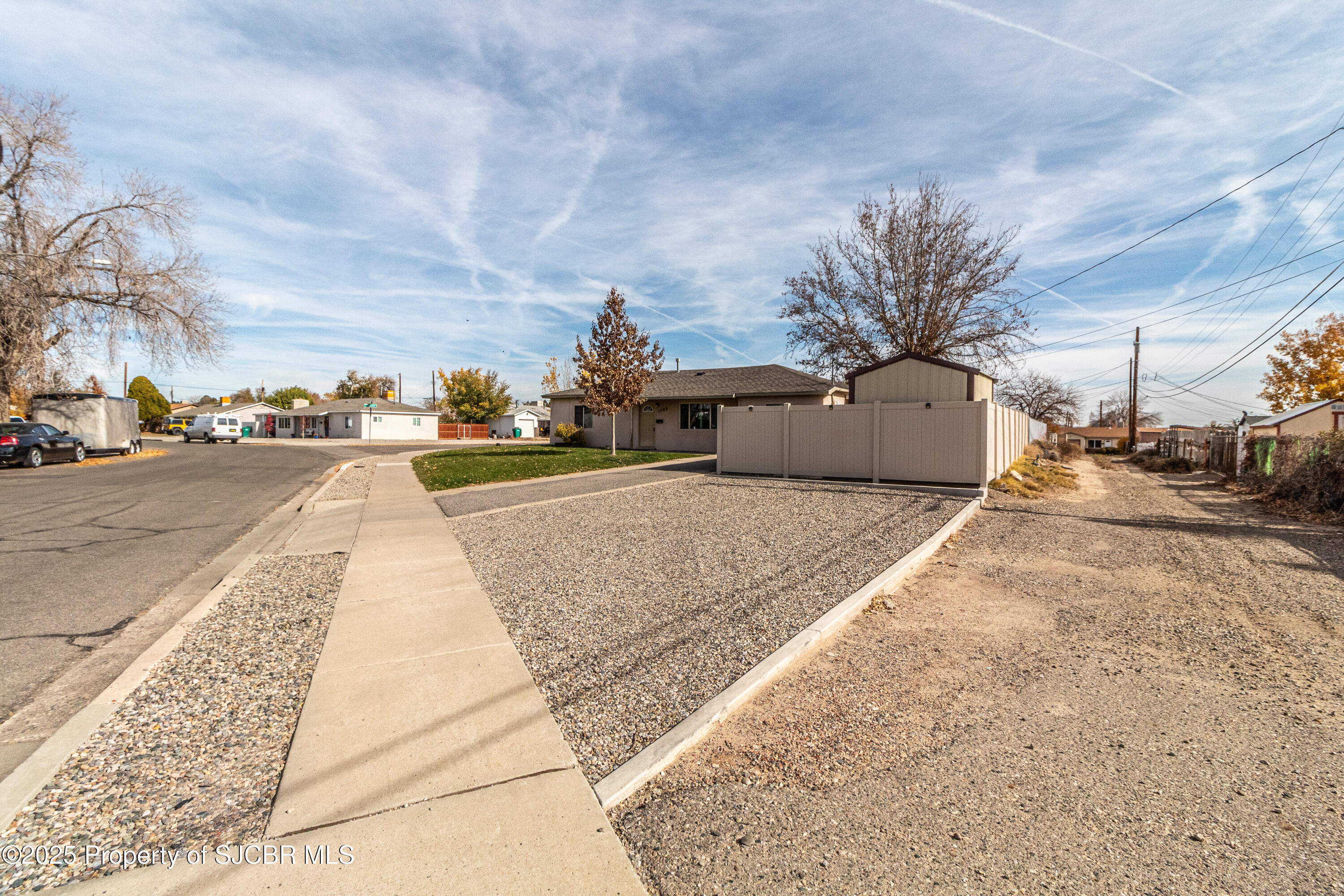 1502 N MESA VERDE Avenue