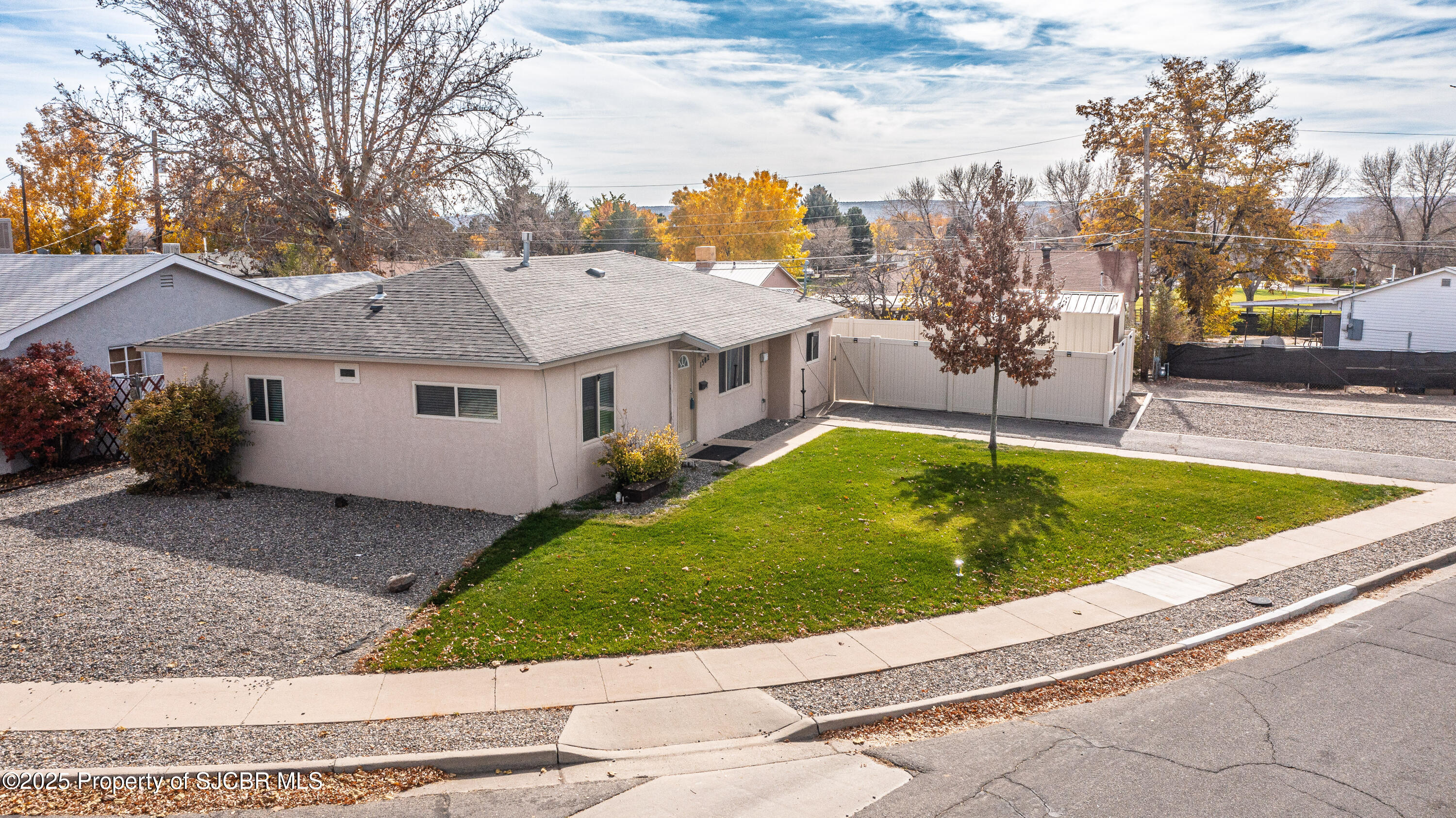 1502 N MESA VERDE Avenue