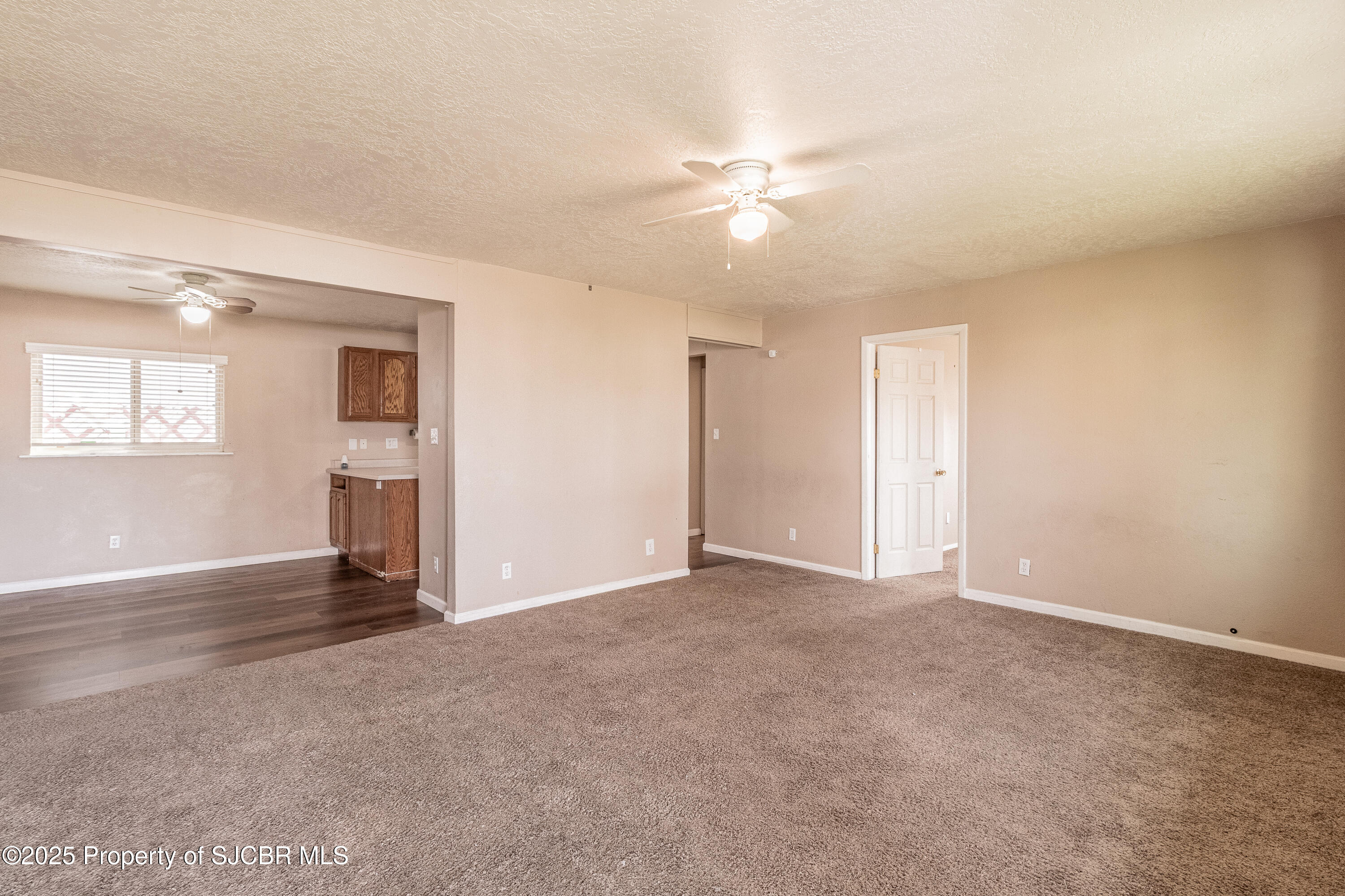 1502 N MESA VERDE Avenue