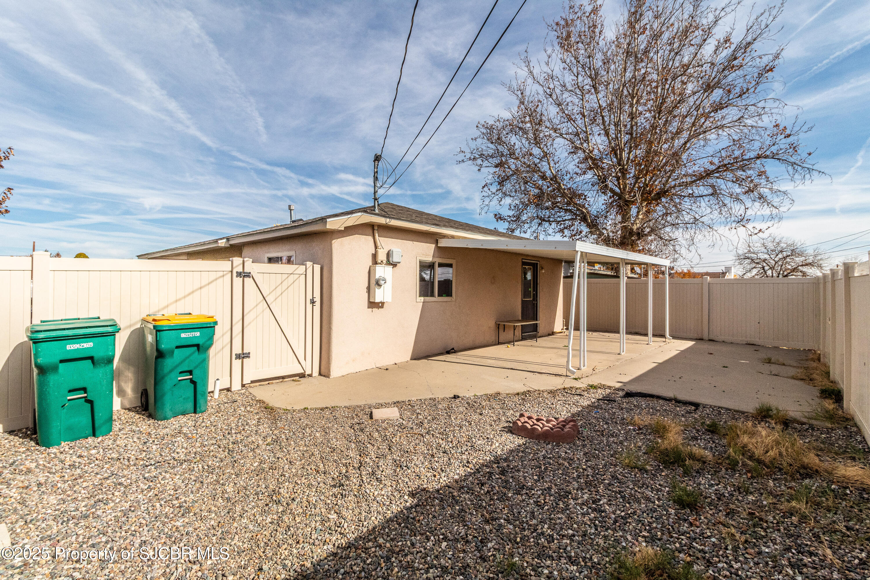 1502 N MESA VERDE Avenue