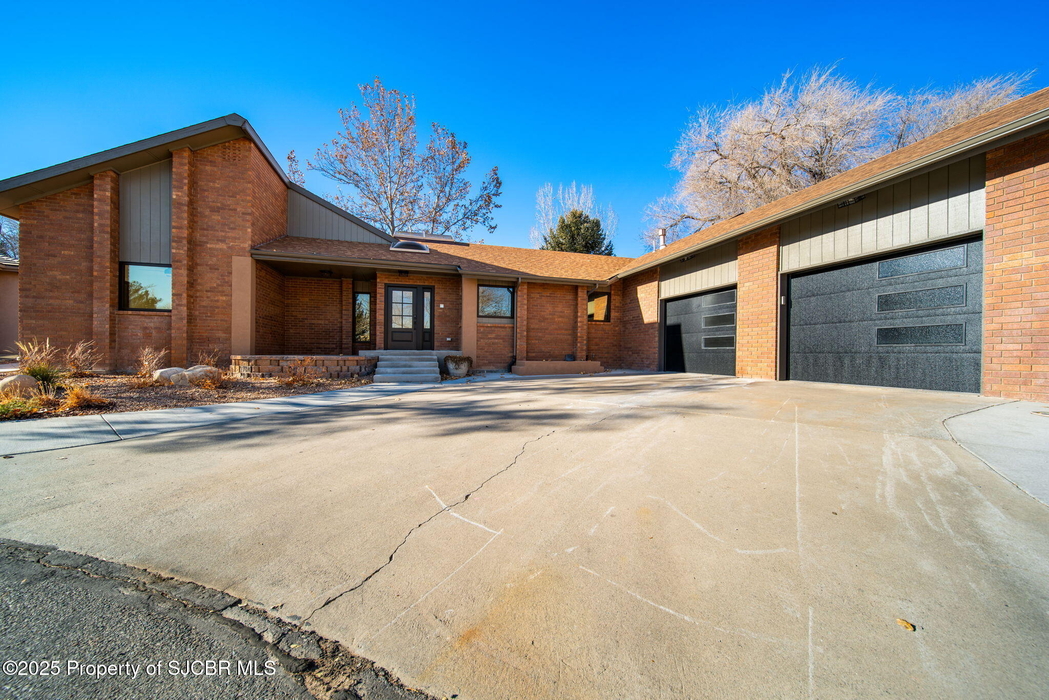 5425 SANTA THERESA Court