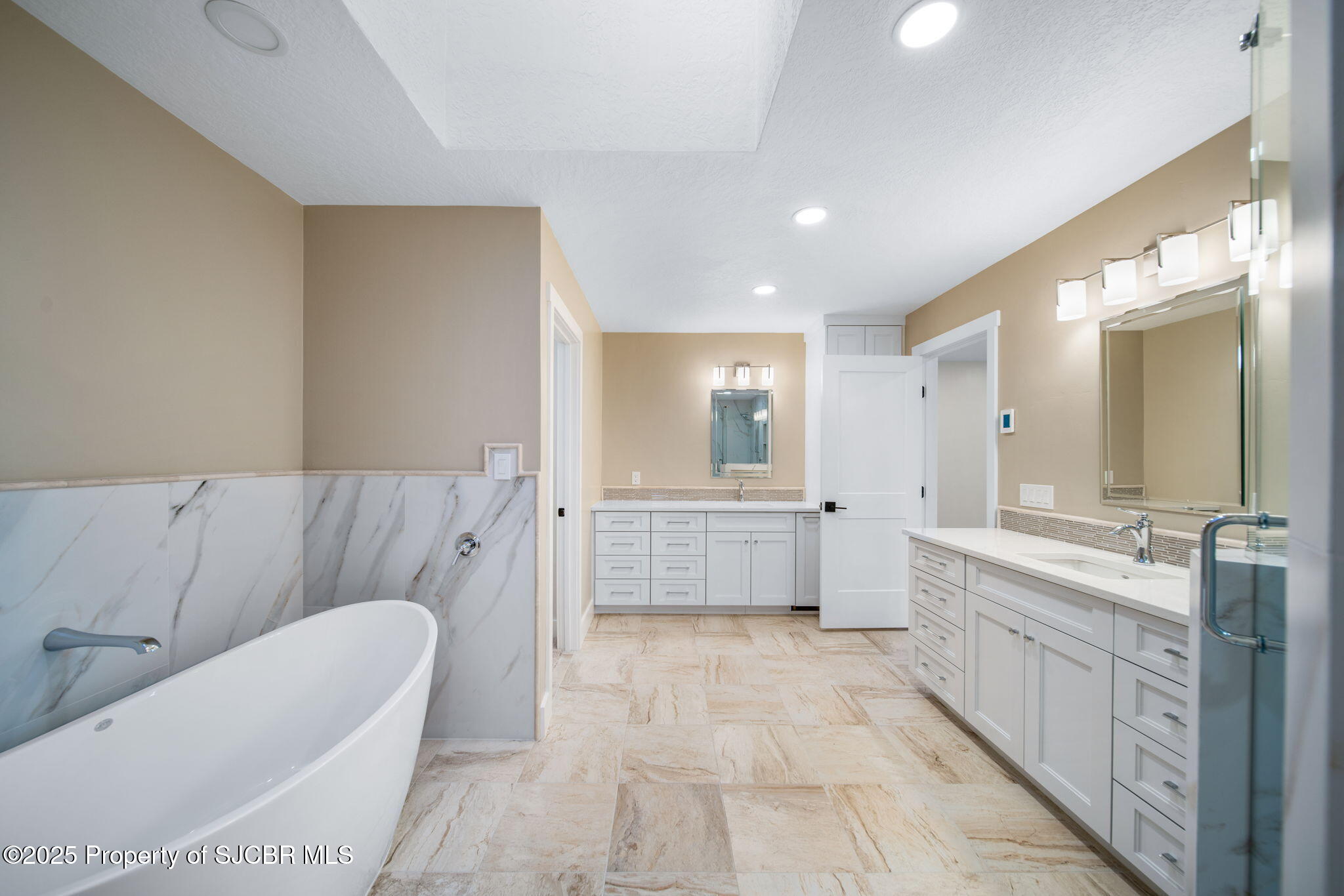 5425 SANTA THERESA Court