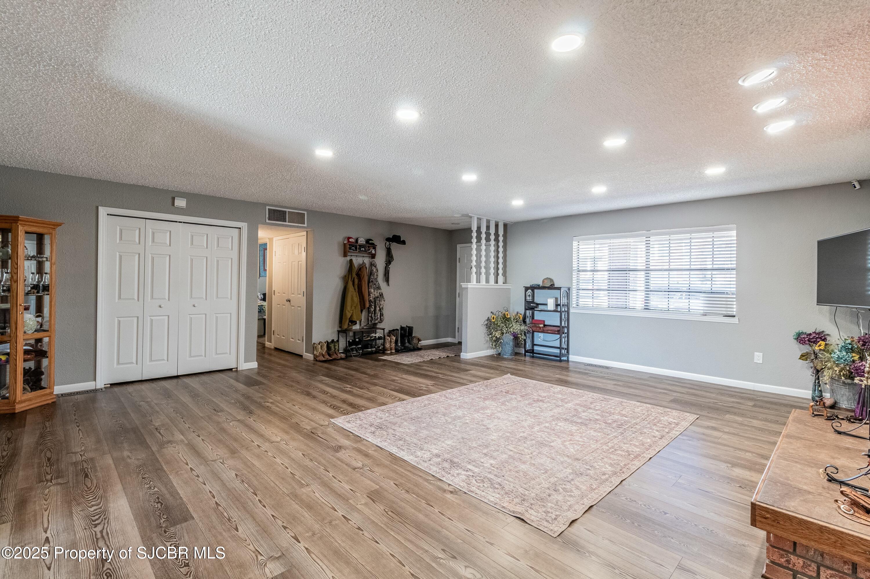 601 ROSA Street