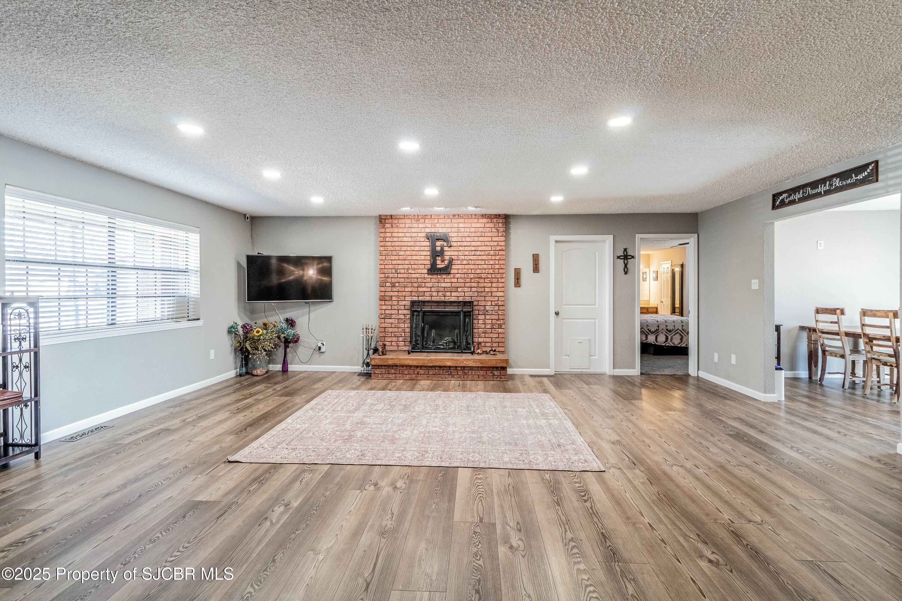 601 ROSA Street