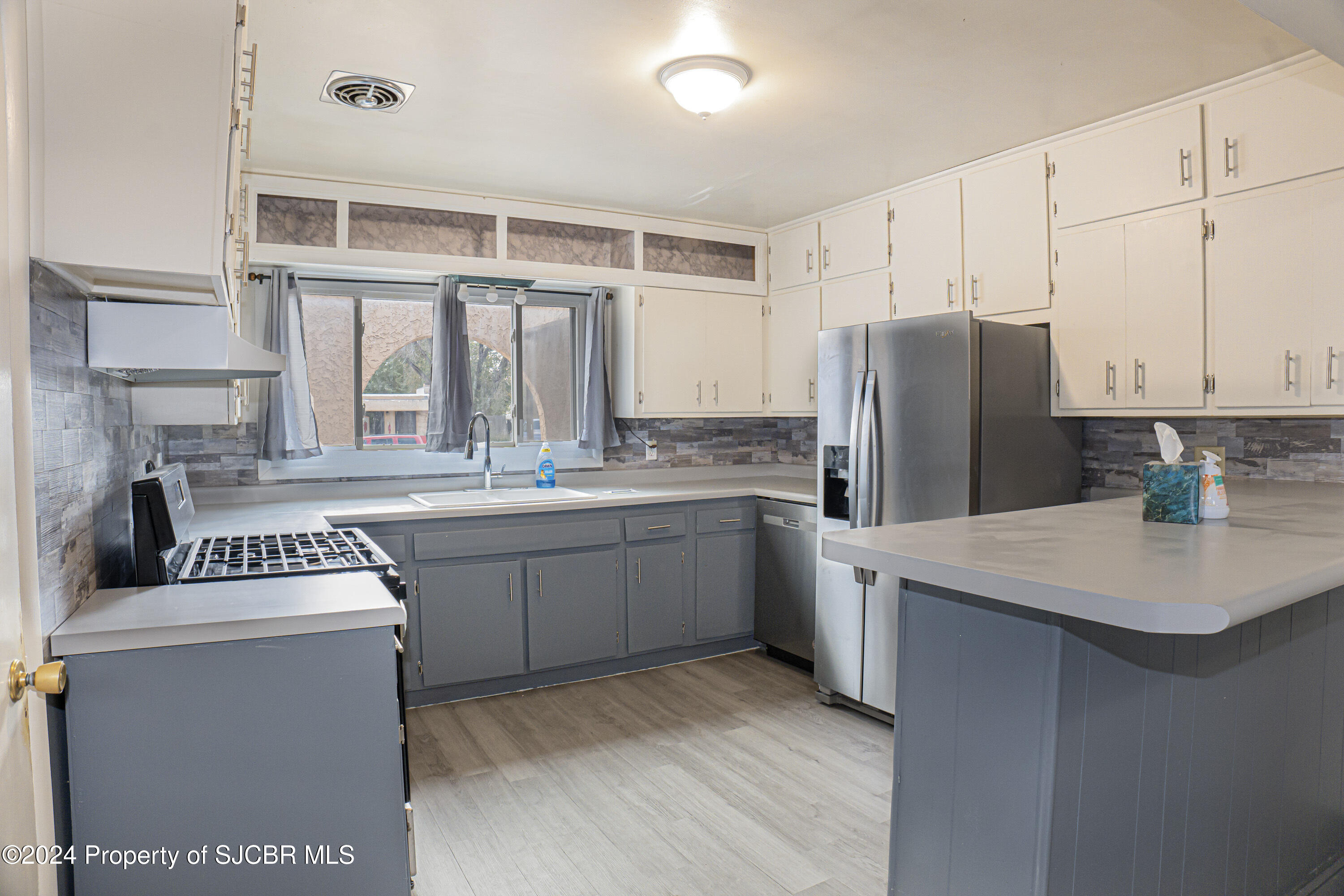 2316 E 13TH Street