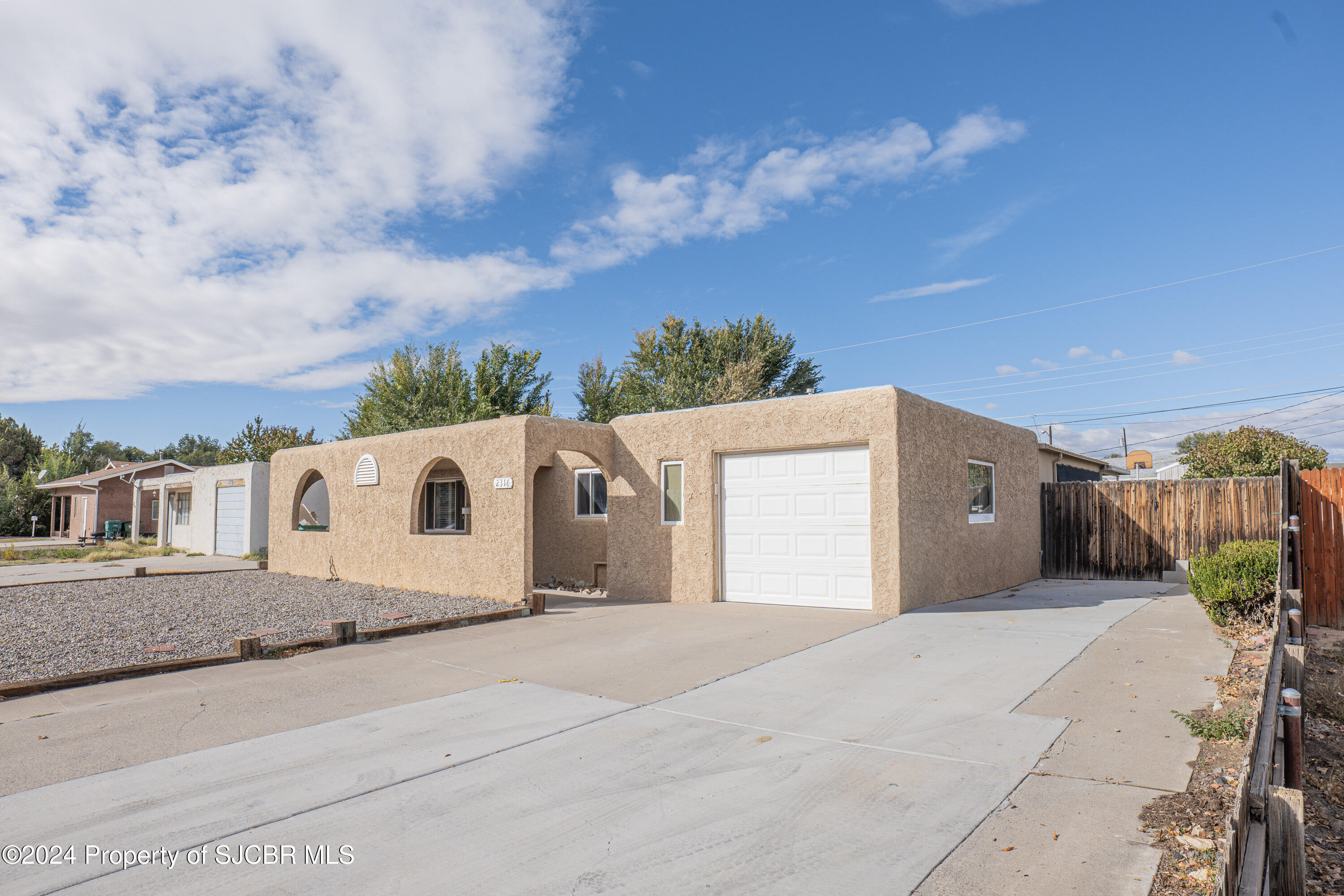 2316 E 13TH Street