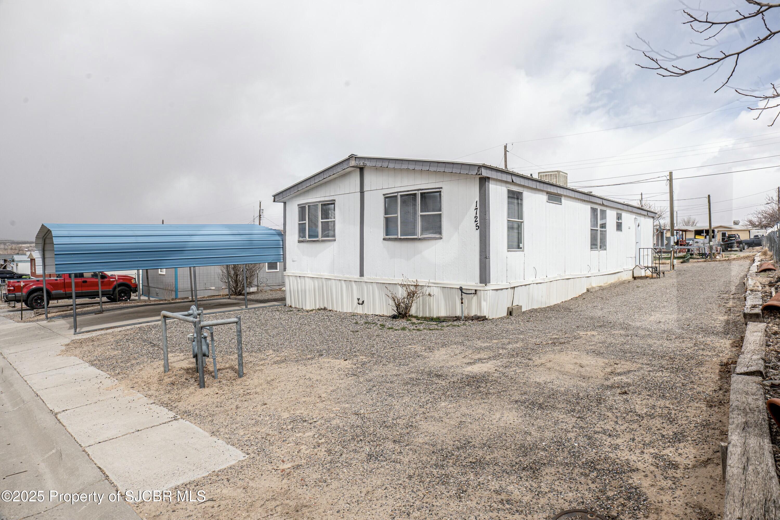 1725 MOUNTAIN VIEW Circle
