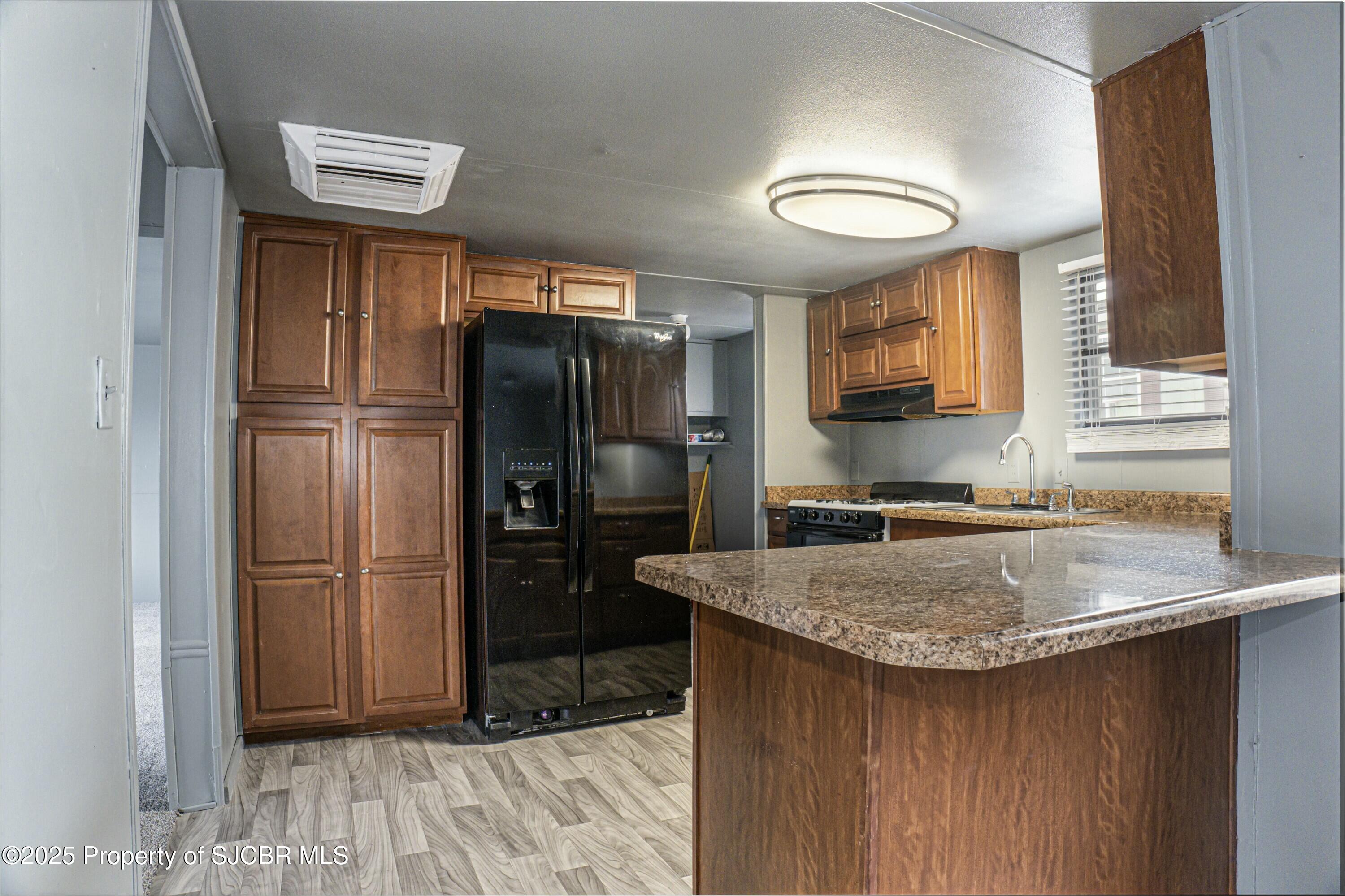 1725 MOUNTAIN VIEW Circle