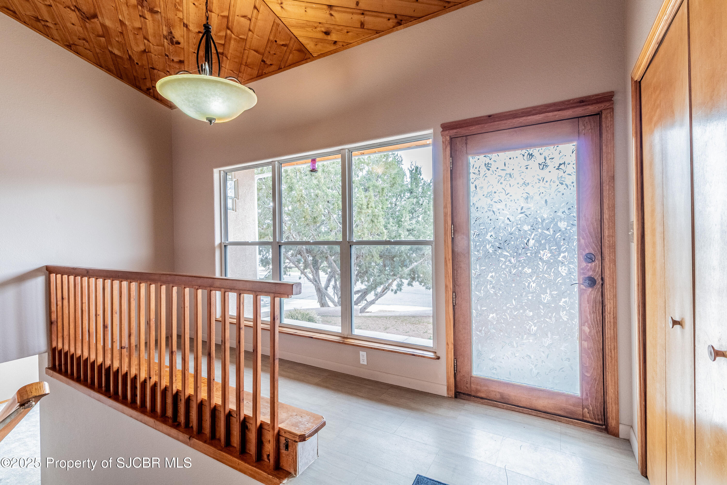 5002 EVERGREEN Drive