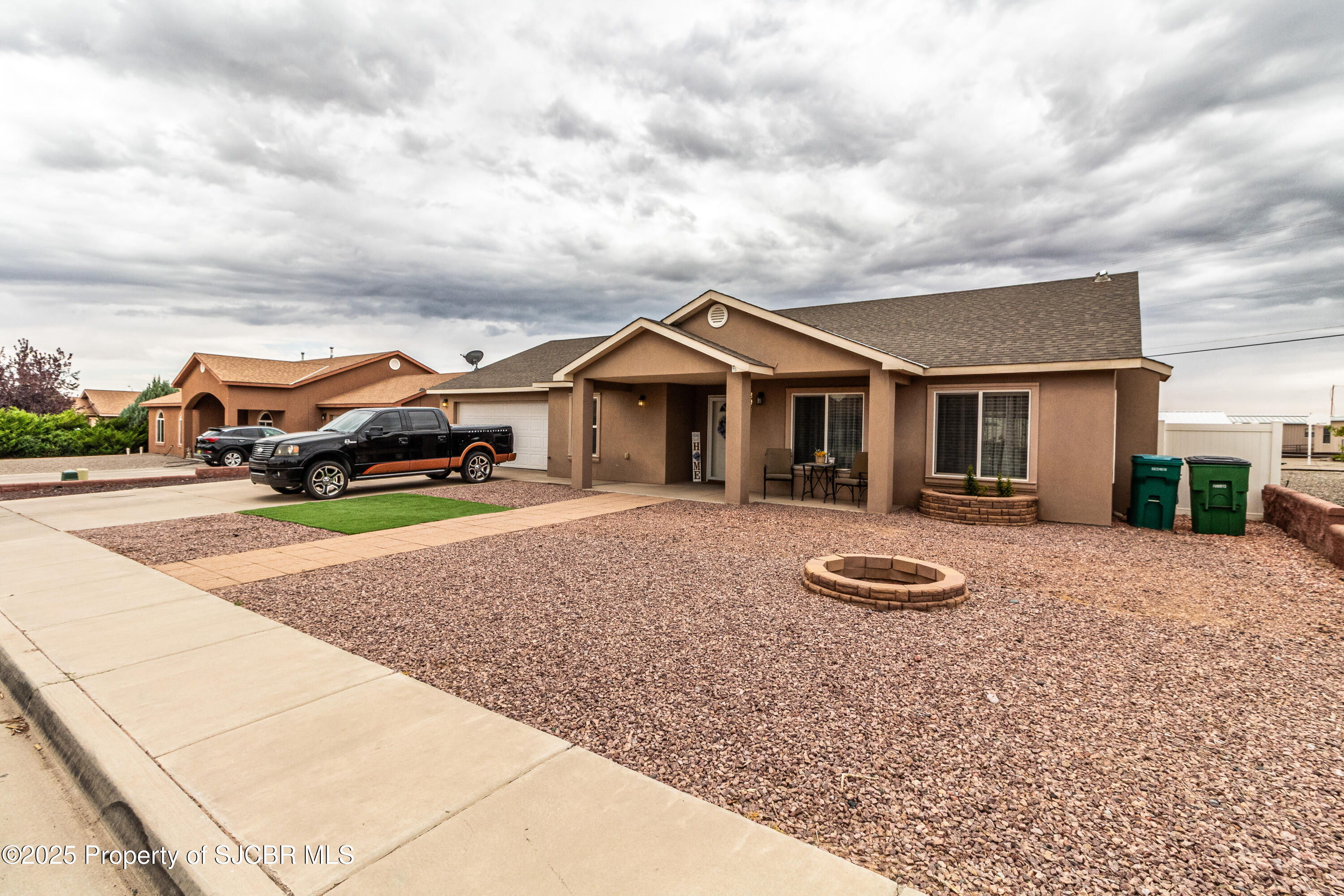 805 MESA VISTA Drive