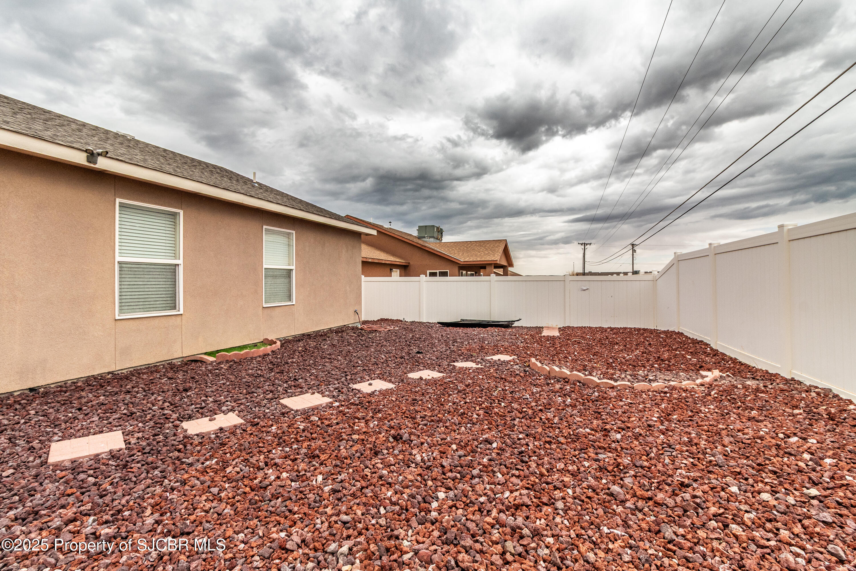 805 MESA VISTA Drive