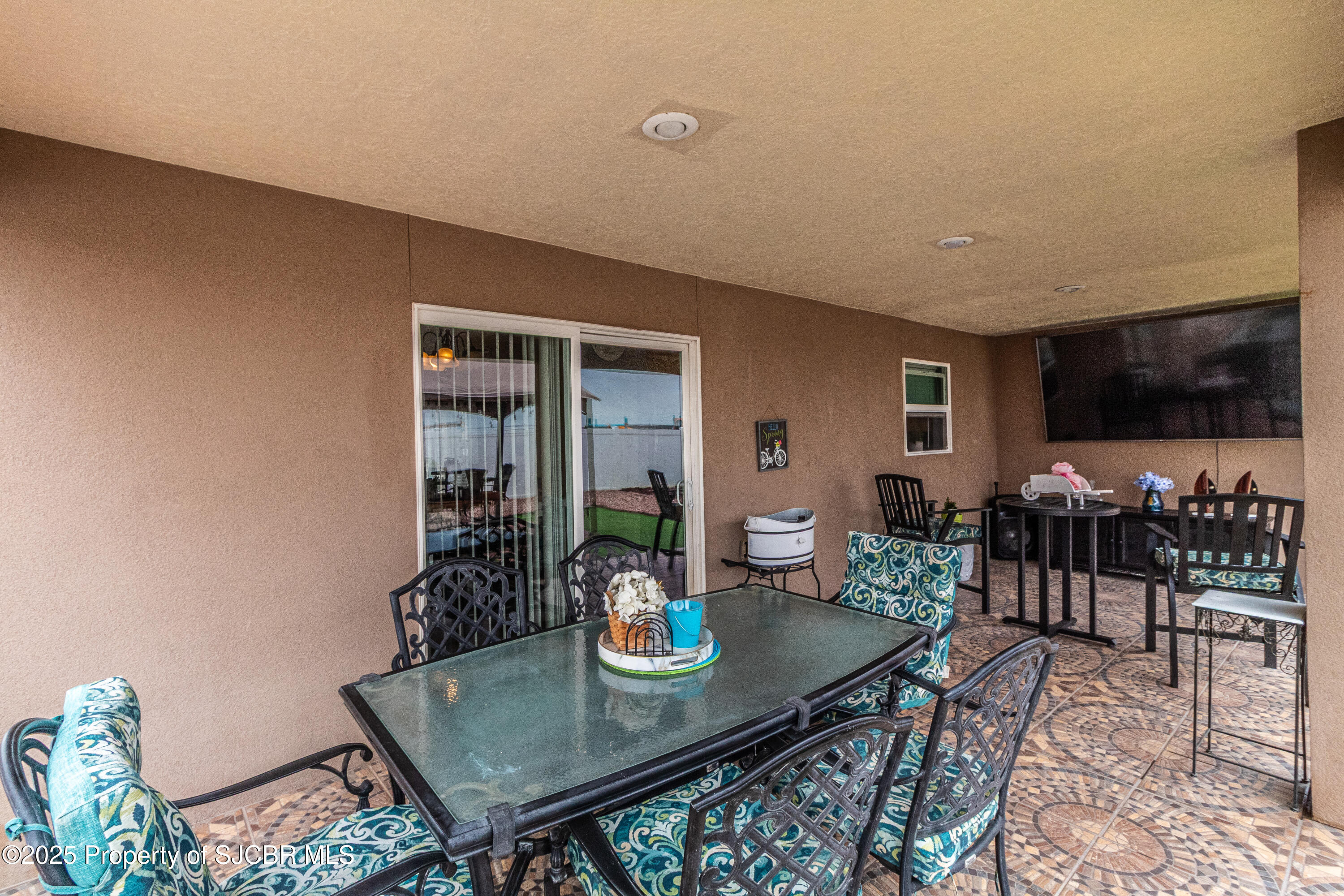 805 MESA VISTA Drive