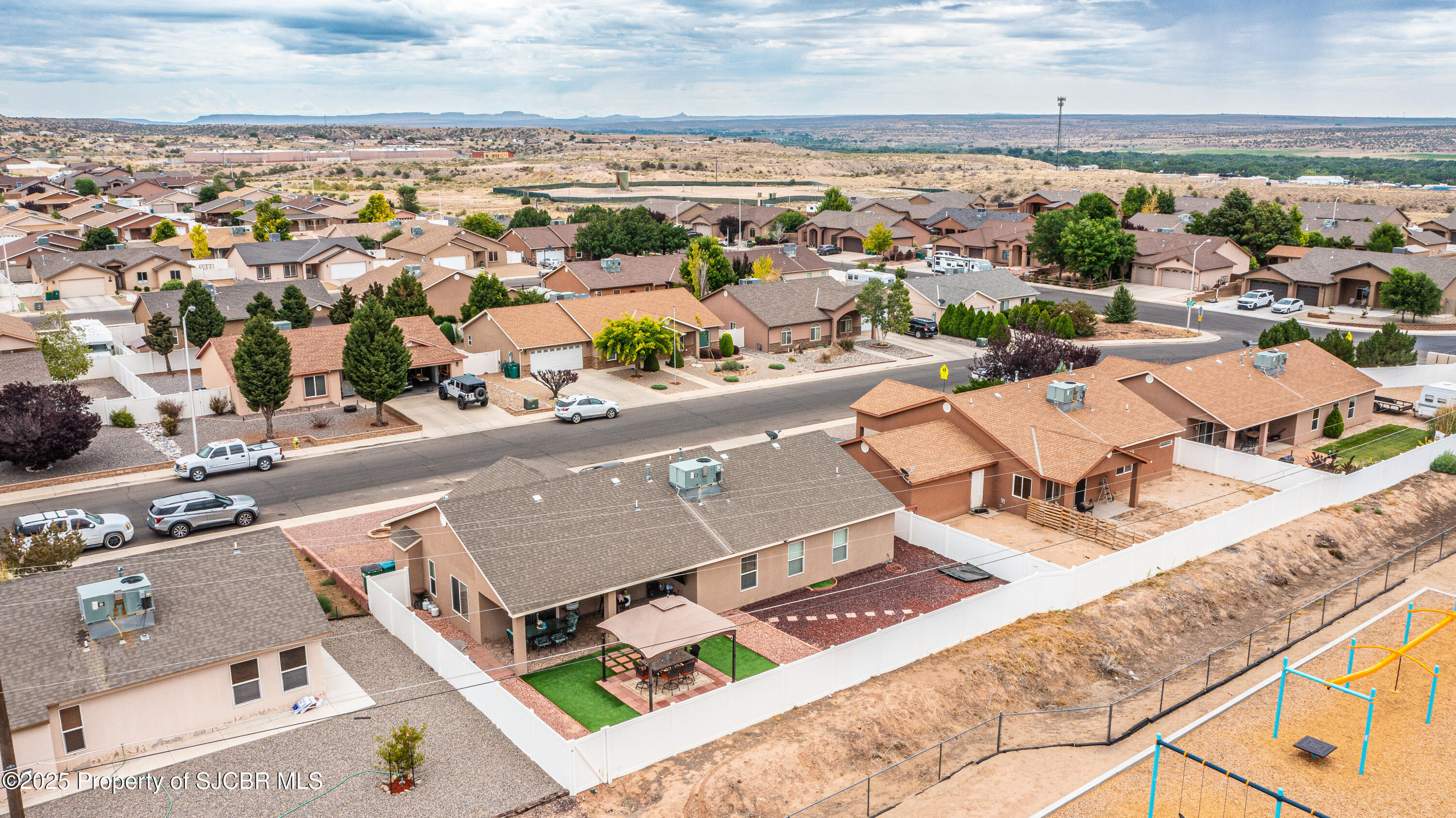 805 MESA VISTA Drive